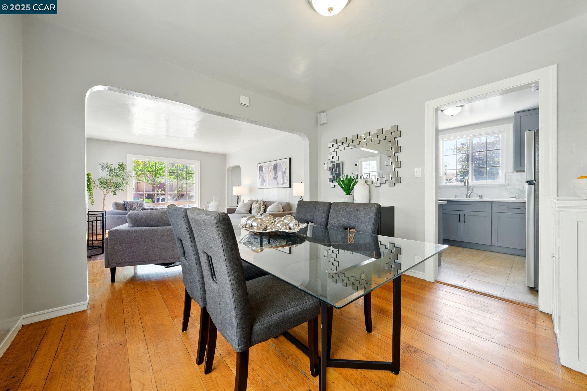 Detail Gallery Image 16 of 56 For 932 Pierce St, Albany,  CA 94706 - – Beds | – Baths