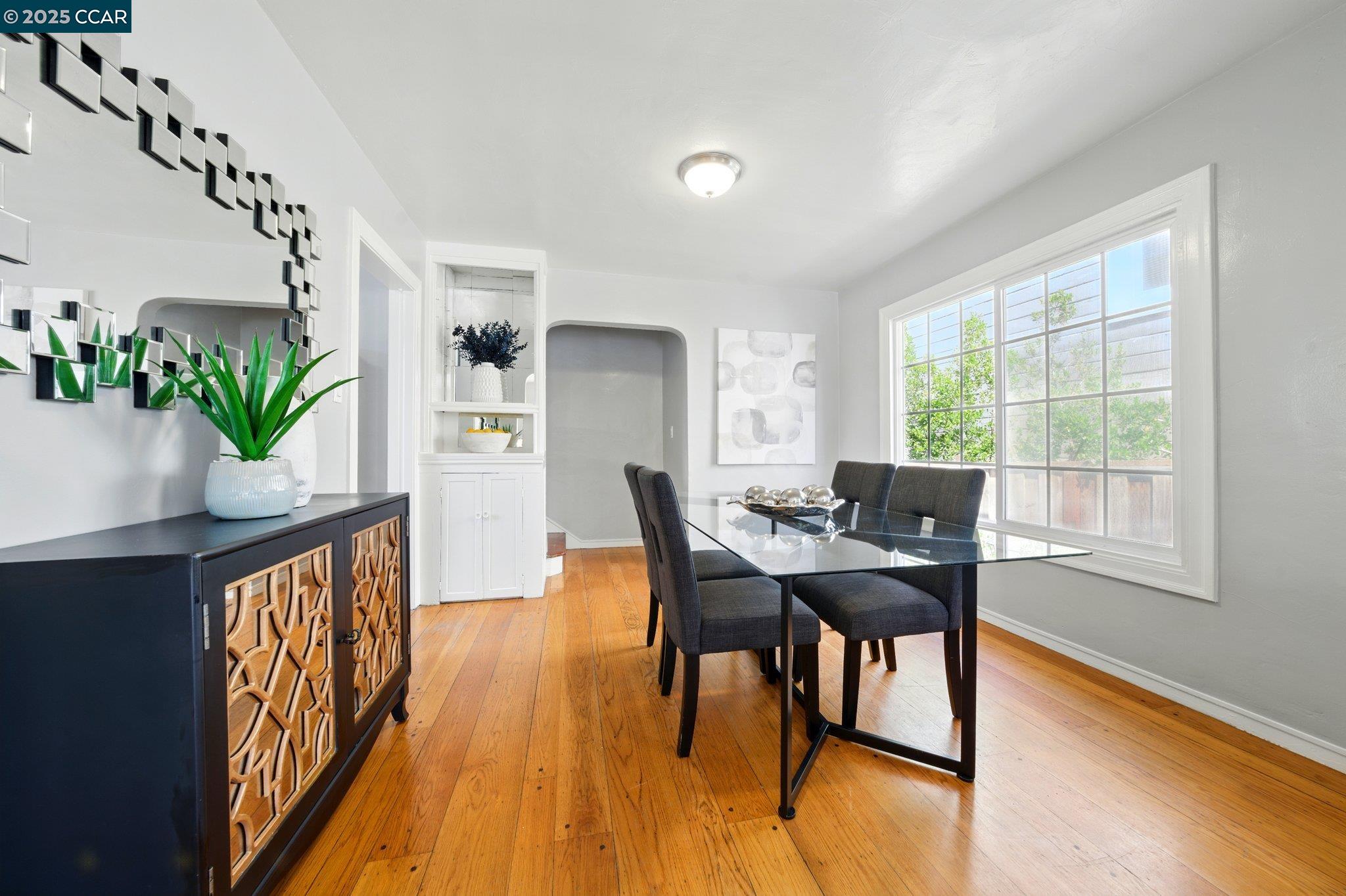 Detail Gallery Image 17 of 56 For 932 Pierce St, Albany,  CA 94706 - – Beds | – Baths