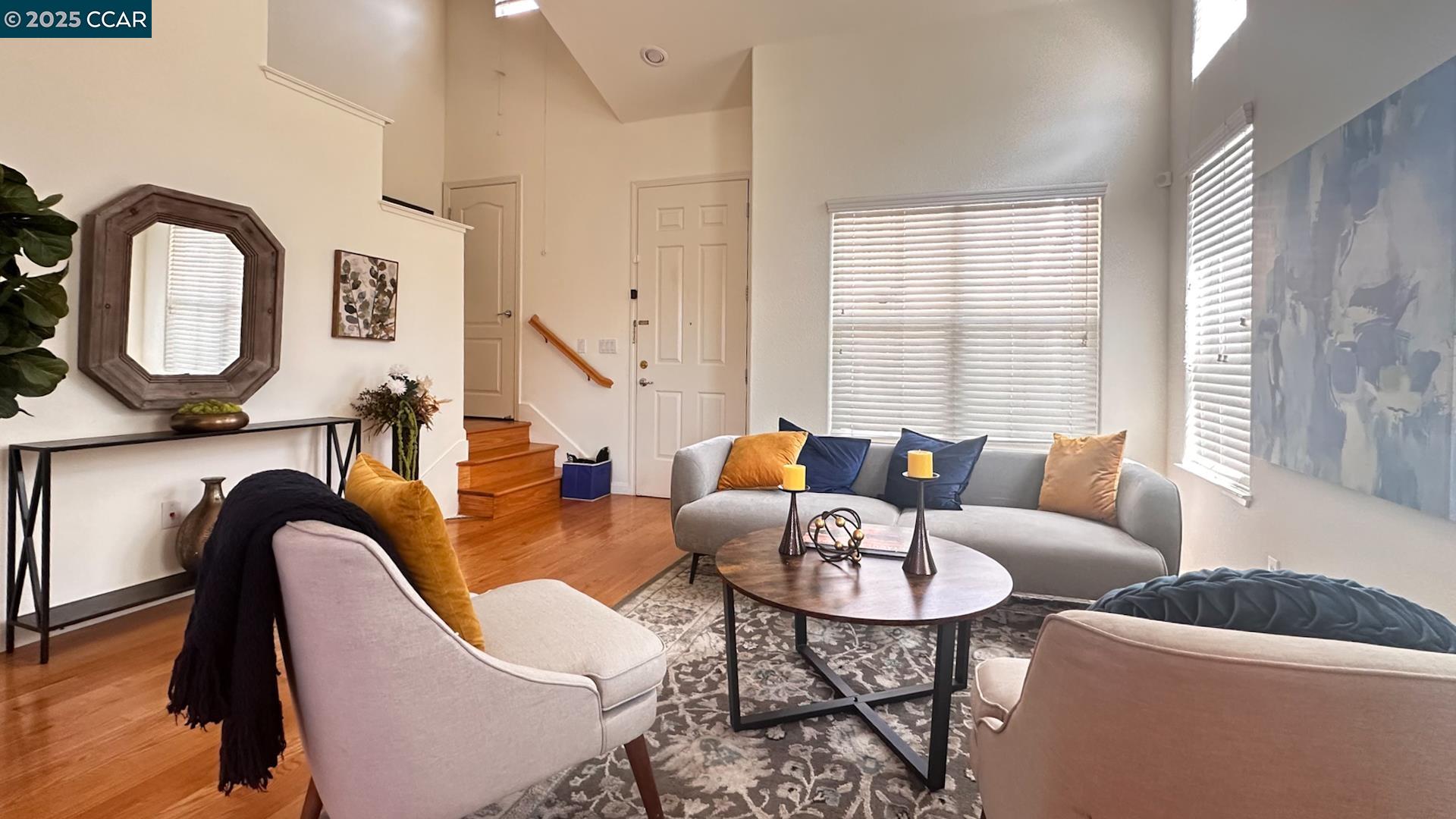 Detail Gallery Image 3 of 9 For 121 San Pedro St, San Pablo,  CA 94806 - 3 Beds | 2/1 Baths