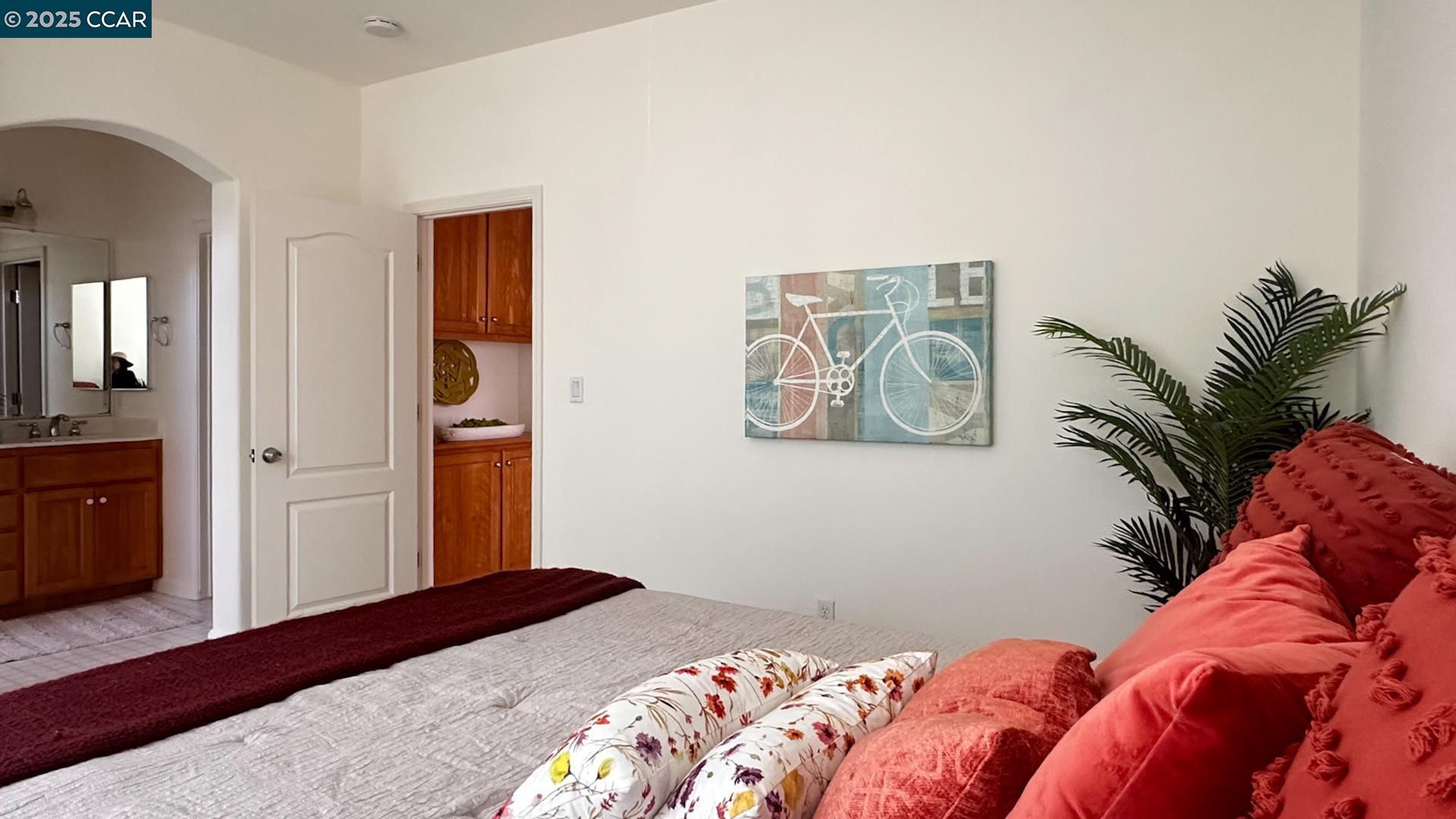 Detail Gallery Image 6 of 9 For 121 San Pedro St, San Pablo,  CA 94806 - 3 Beds | 2/1 Baths