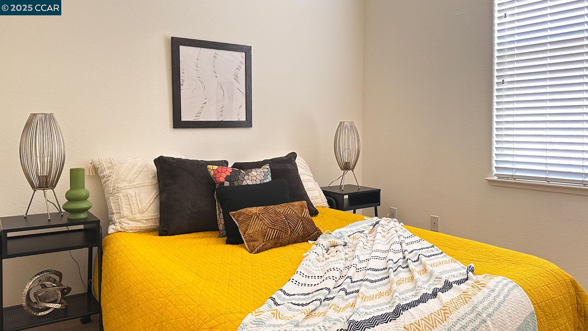 Detail Gallery Image 7 of 9 For 121 San Pedro St, San Pablo,  CA 94806 - 3 Beds | 2/1 Baths