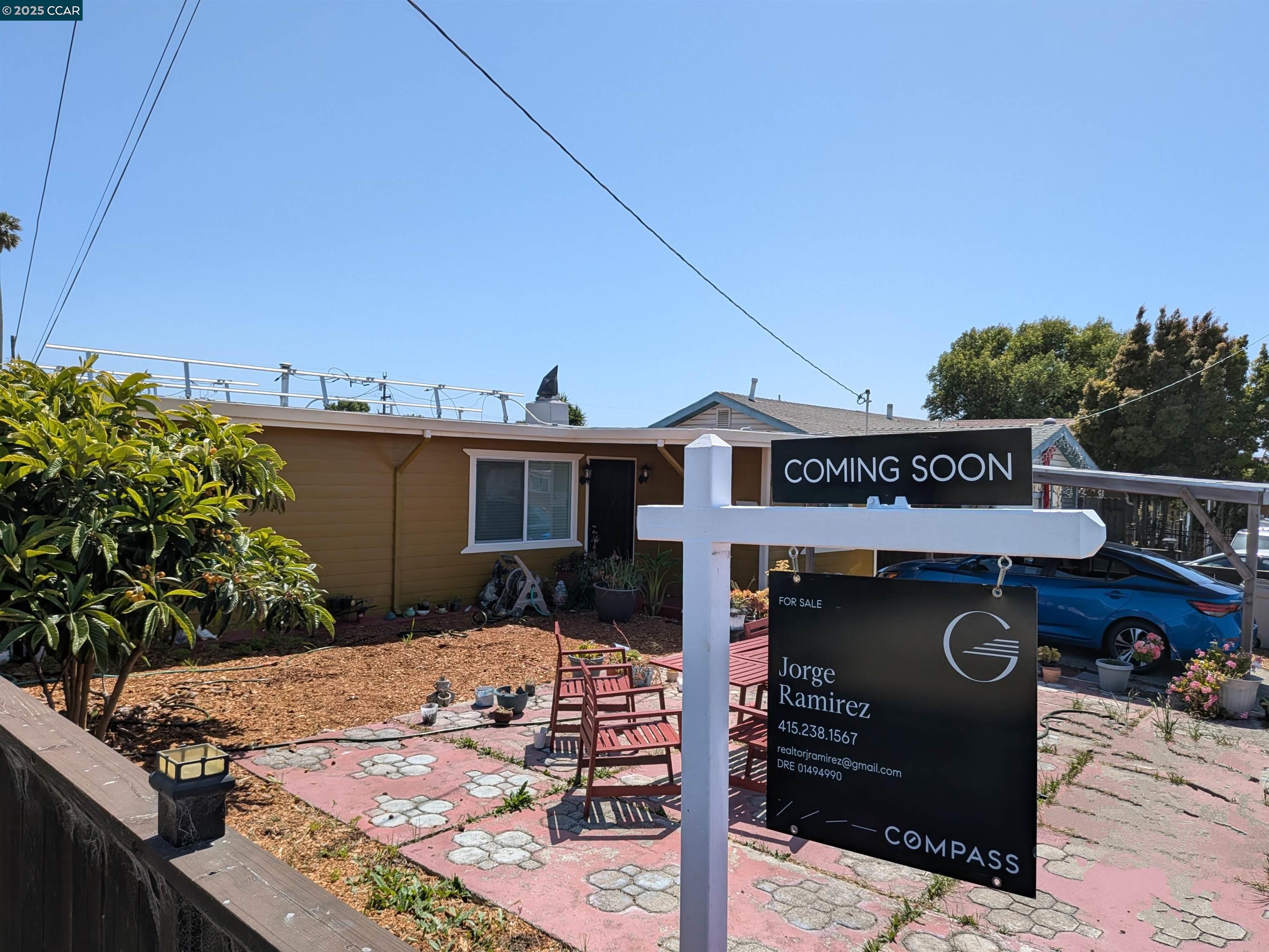 Detail Gallery Image 4 of 4 For 612 Thomas Dr, Richmond,  CA 94806 - 3 Beds | 1 Baths