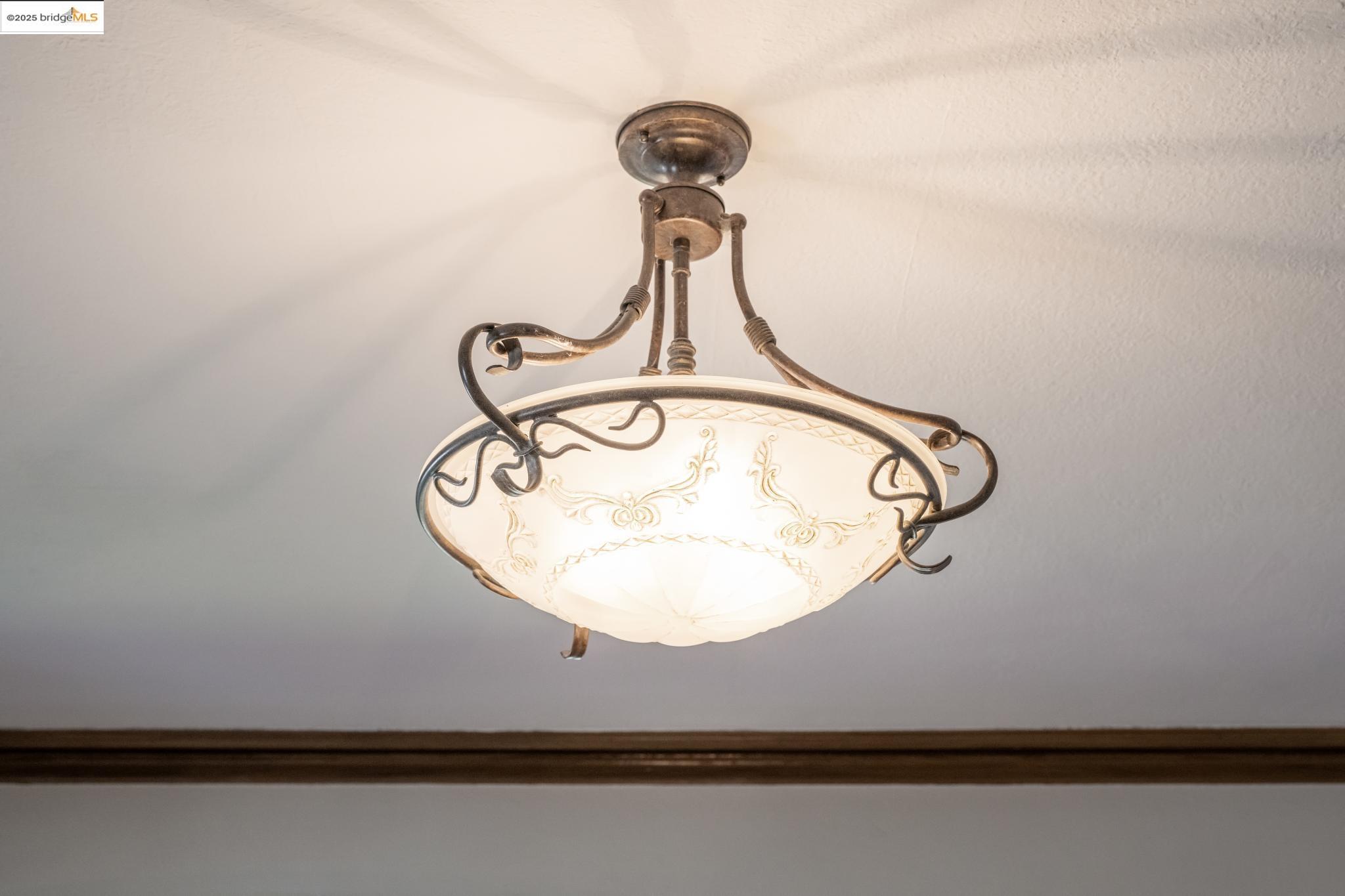 Detail Gallery Image 11 of 55 For 148 Estabrook, San Leandro,  CA 94577 - 3 Beds | 1/1 Baths