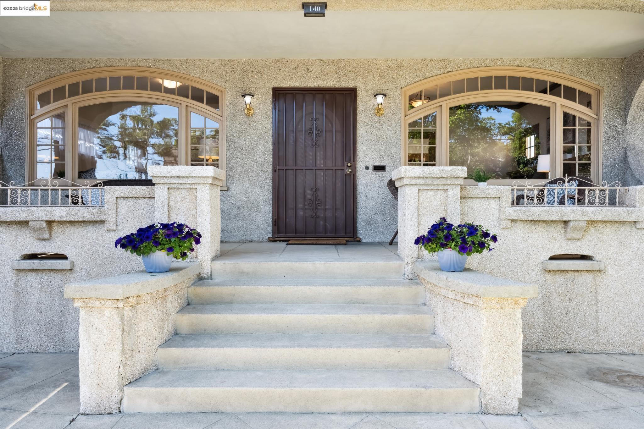 Detail Gallery Image 3 of 55 For 148 Estabrook, San Leandro,  CA 94577 - 3 Beds | 1/1 Baths