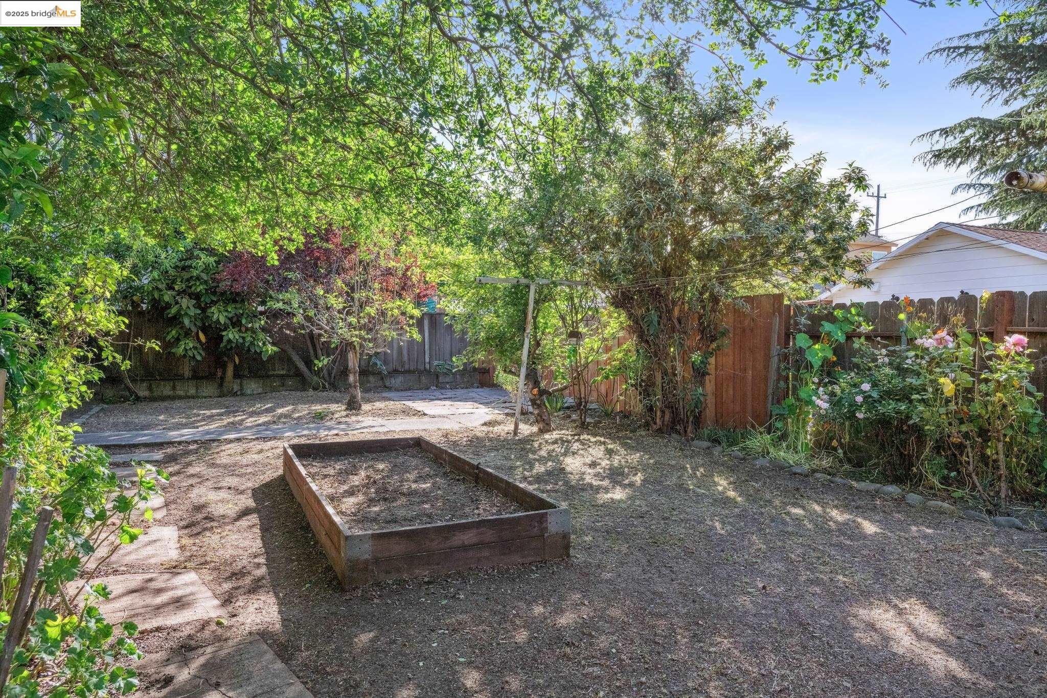 Detail Gallery Image 53 of 55 For 148 Estabrook, San Leandro,  CA 94577 - 3 Beds | 1/1 Baths