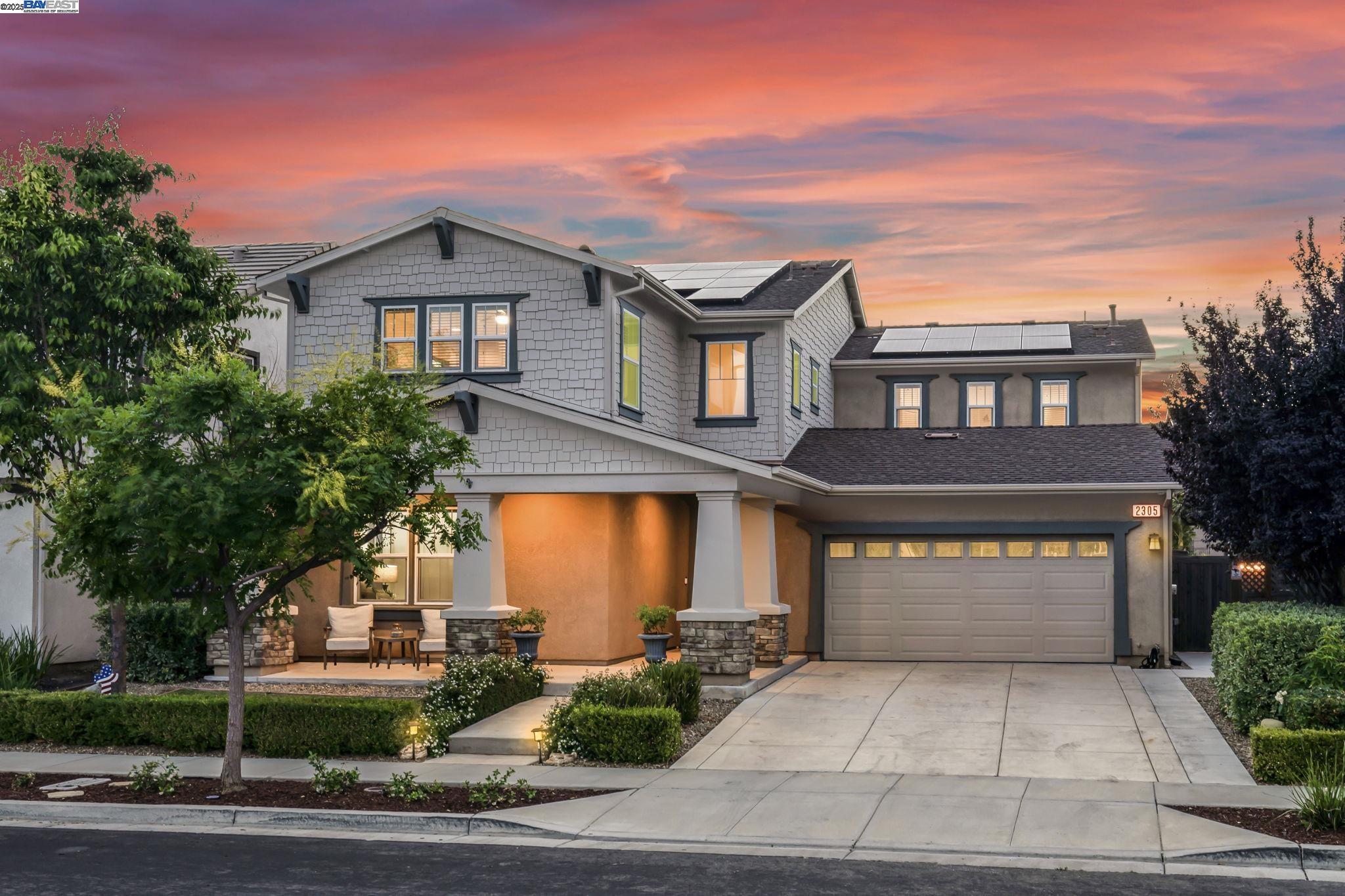 Detail Gallery Image 1 of 60 For 2305 Augusta Ave, Tracy,  CA 95377 - 4 Beds | 3 Baths
