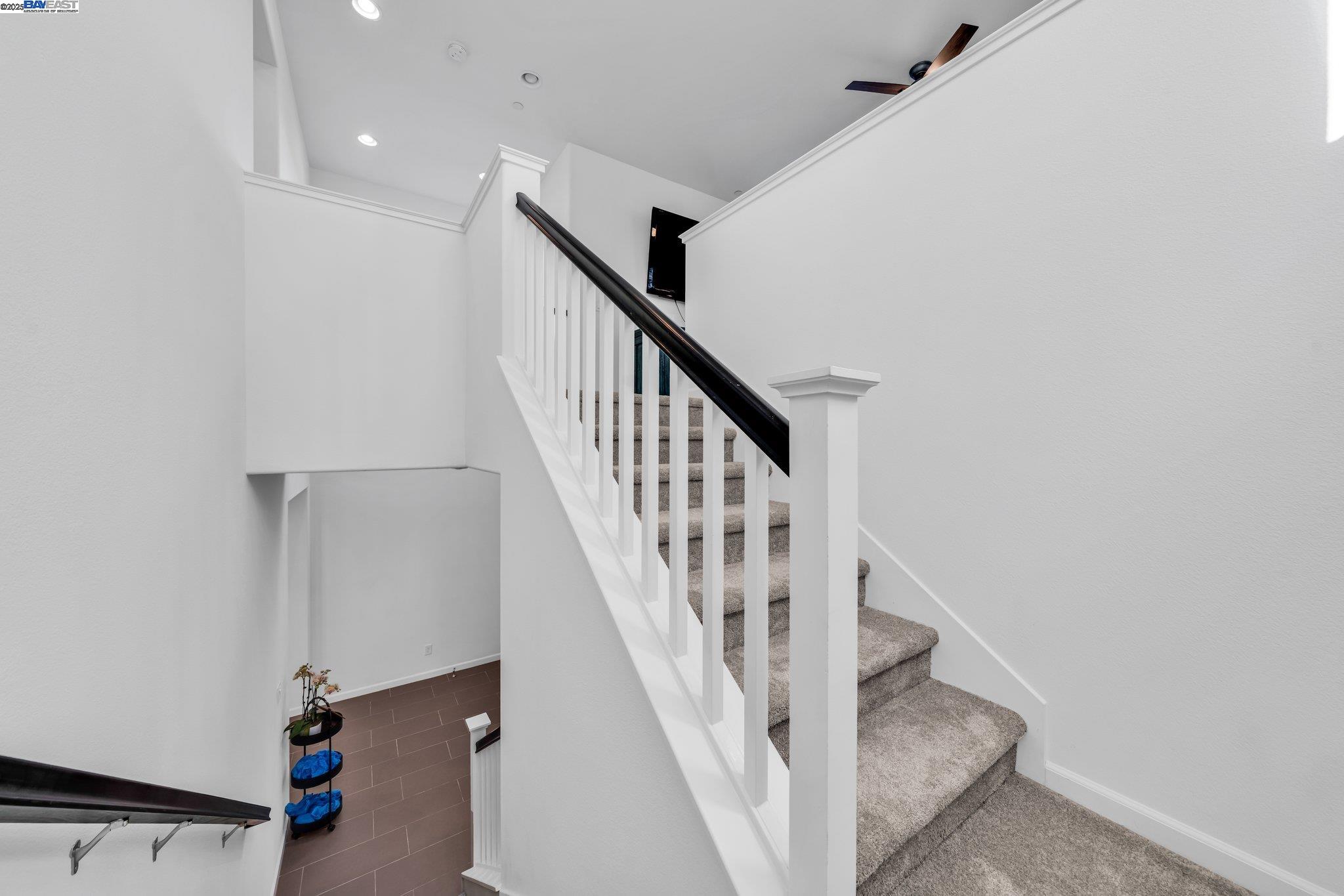 Detail Gallery Image 22 of 60 For 2305 Augusta Ave, Tracy,  CA 95377 - 4 Beds | 3 Baths