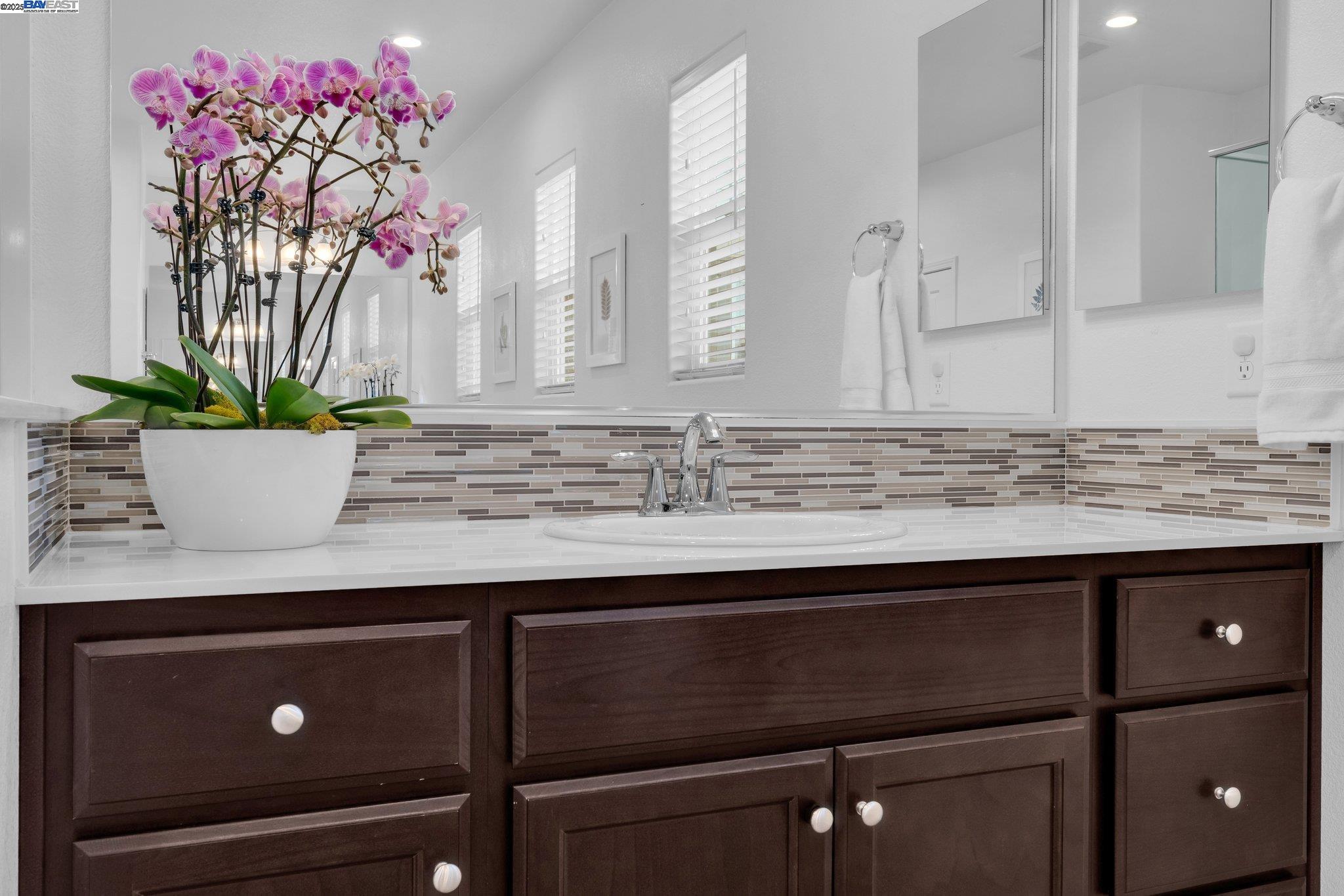 Detail Gallery Image 39 of 60 For 2305 Augusta Ave, Tracy,  CA 95377 - 4 Beds | 3 Baths