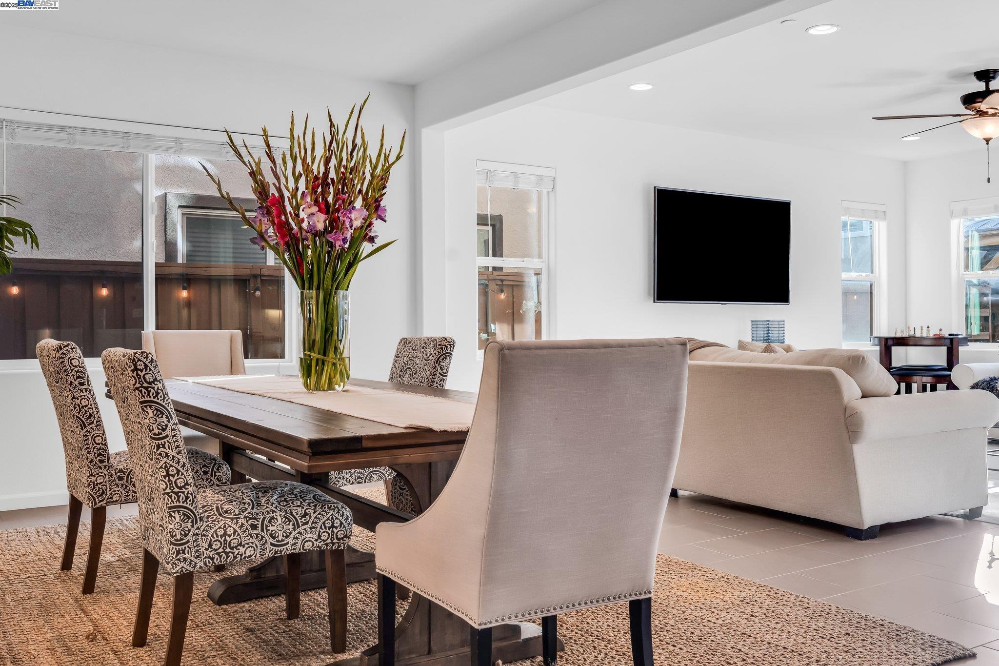 Detail Gallery Image 8 of 60 For 2305 Augusta Ave, Tracy,  CA 95377 - 4 Beds | 3 Baths
