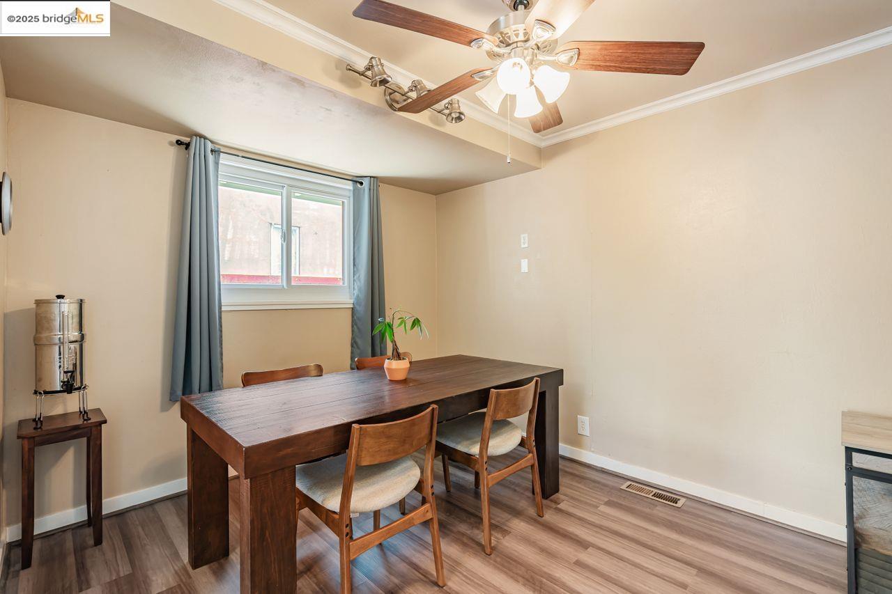 Detail Gallery Image 13 of 28 For Parkwood Dr, Vallejo,  CA 94591 - 3 Beds | 2 Baths