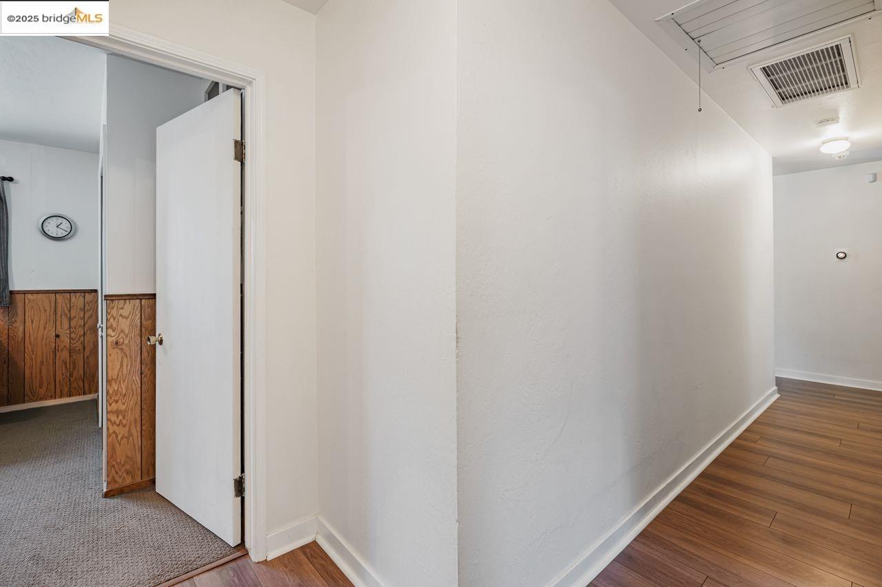 Detail Gallery Image 14 of 28 For Parkwood Dr, Vallejo,  CA 94591 - 3 Beds | 2 Baths