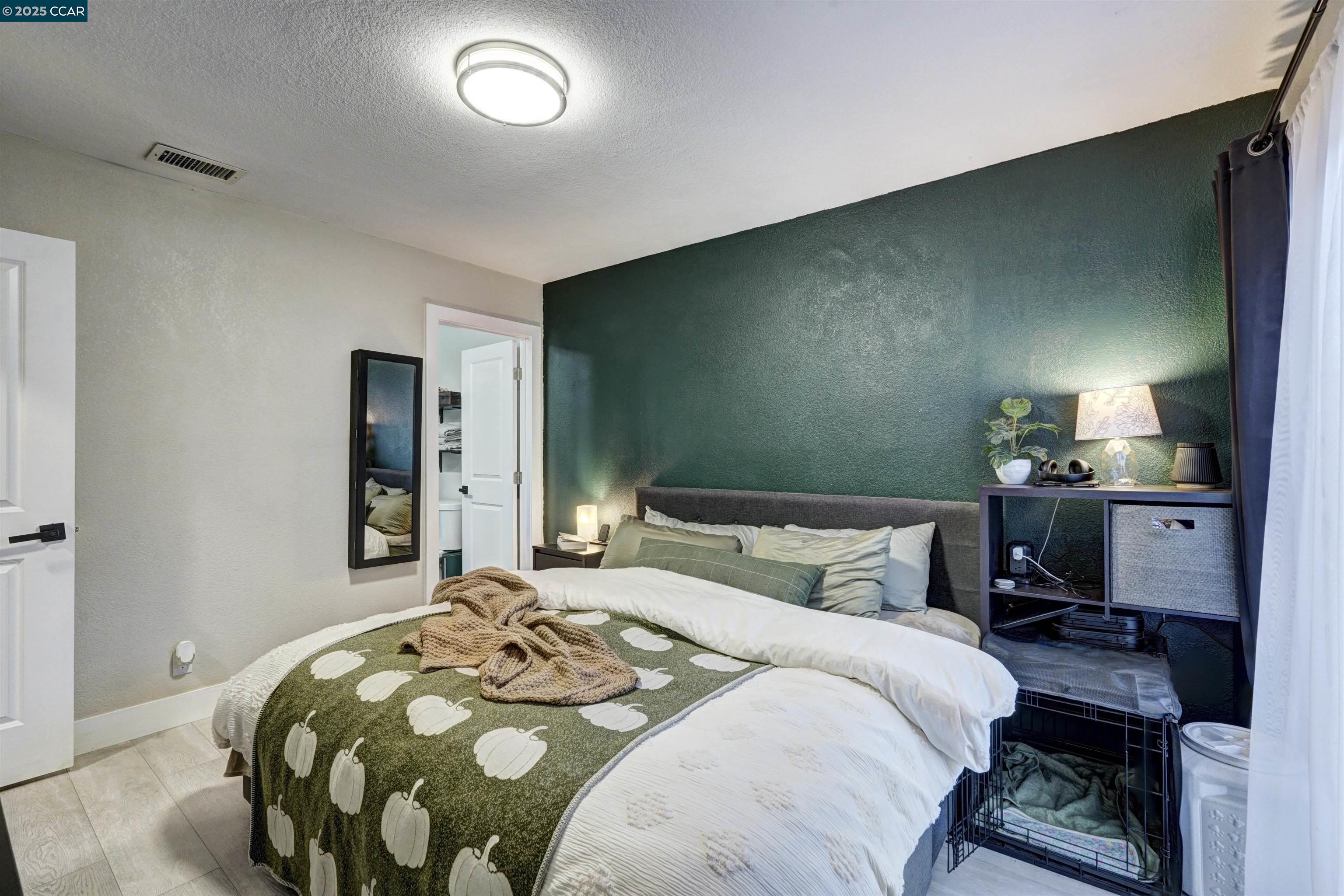 Detail Gallery Image 24 of 36 For 1324 104th Ave, Oakland,  CA 94603 - 2 Beds | 2 Baths