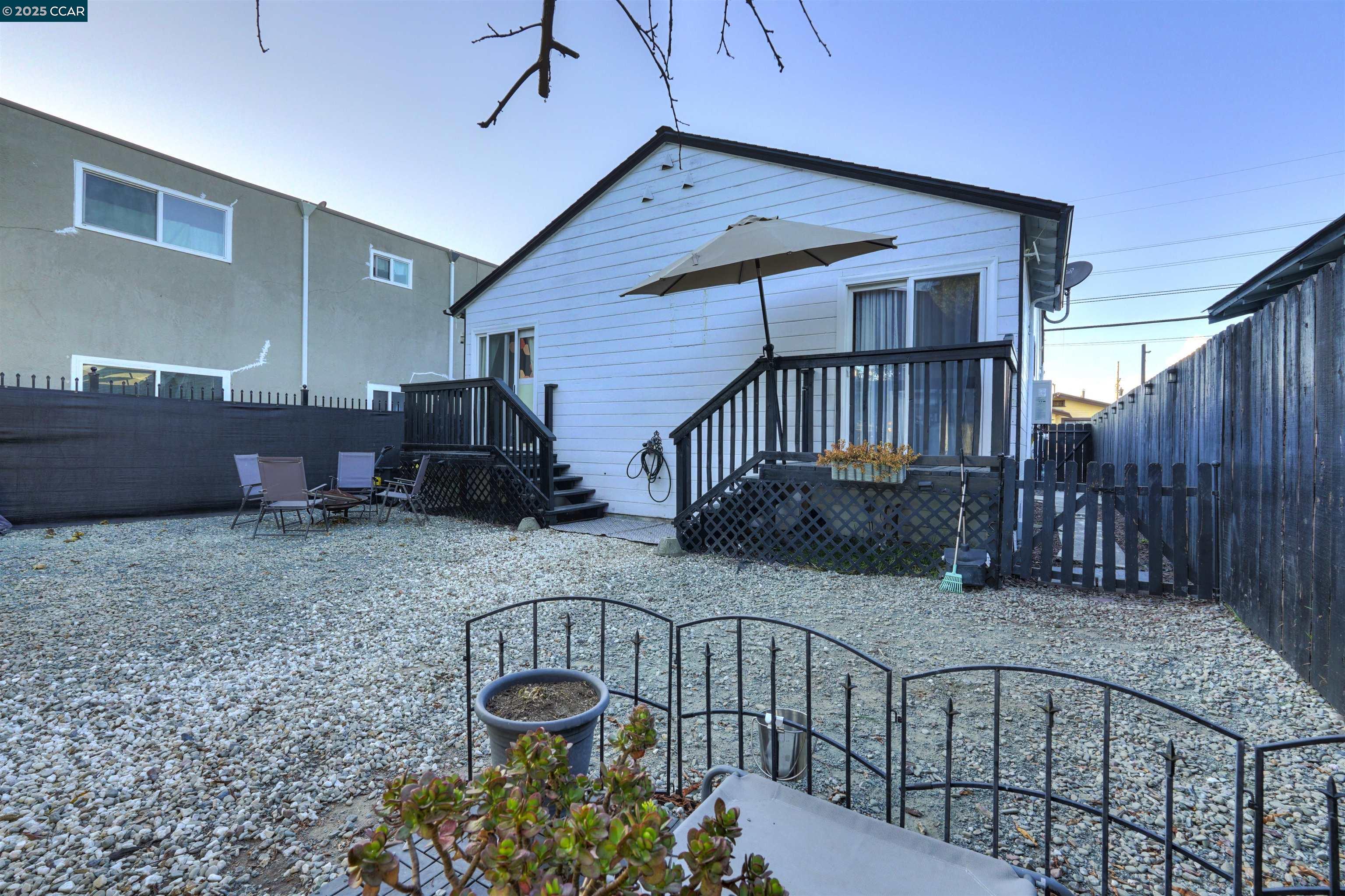 Detail Gallery Image 35 of 36 For 1324 104th Ave, Oakland,  CA 94603 - 2 Beds | 2 Baths