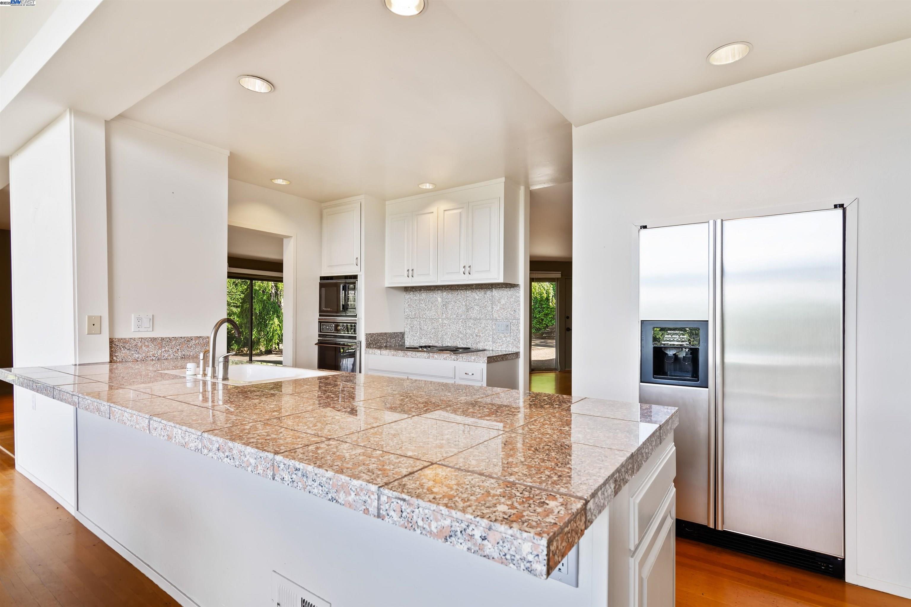Detail Gallery Image 16 of 60 For 26 Marston Rd, Orinda,  CA 94563 - 4 Beds | 3 Baths