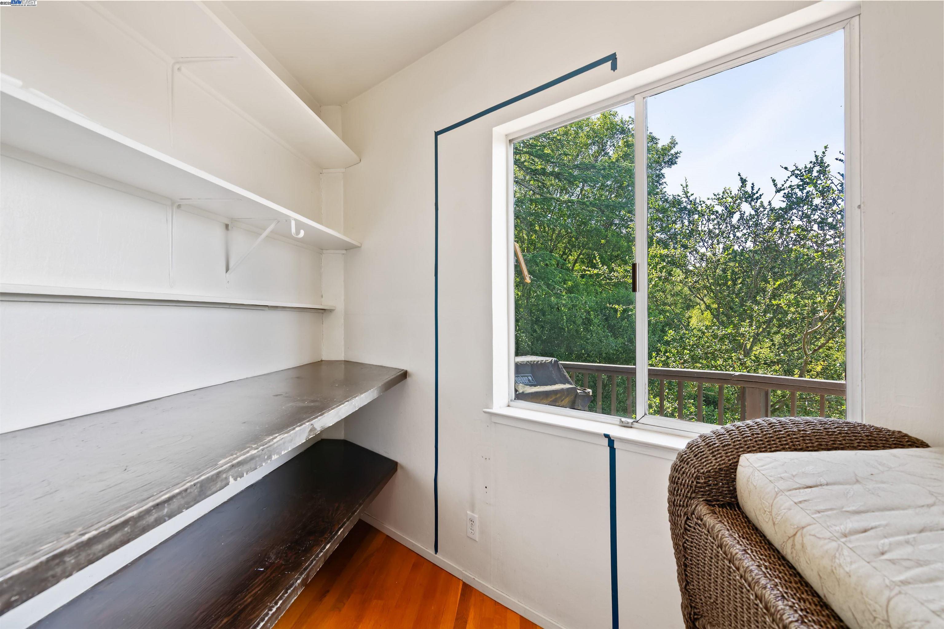 Detail Gallery Image 17 of 60 For 26 Marston Rd, Orinda,  CA 94563 - 4 Beds | 3 Baths