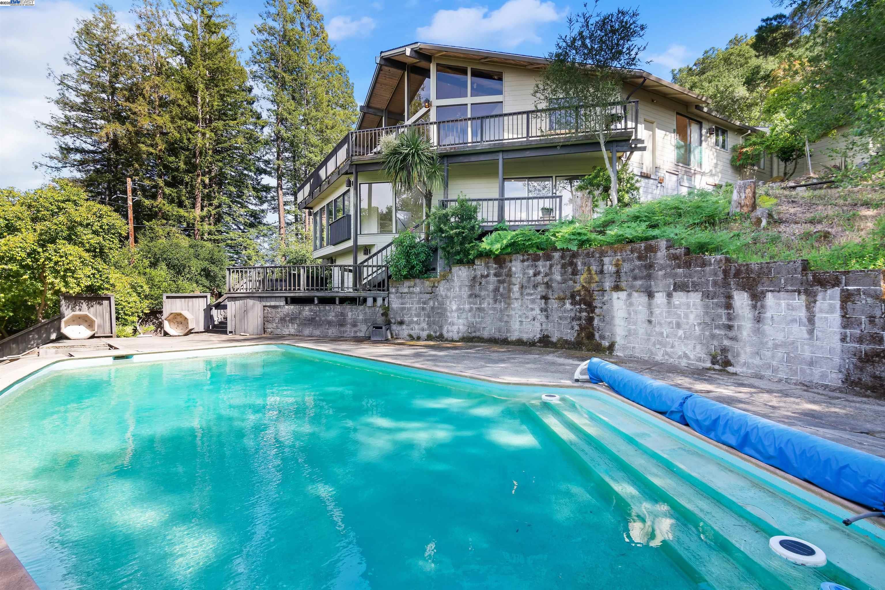Detail Gallery Image 35 of 60 For 26 Marston Rd, Orinda,  CA 94563 - 4 Beds | 3 Baths