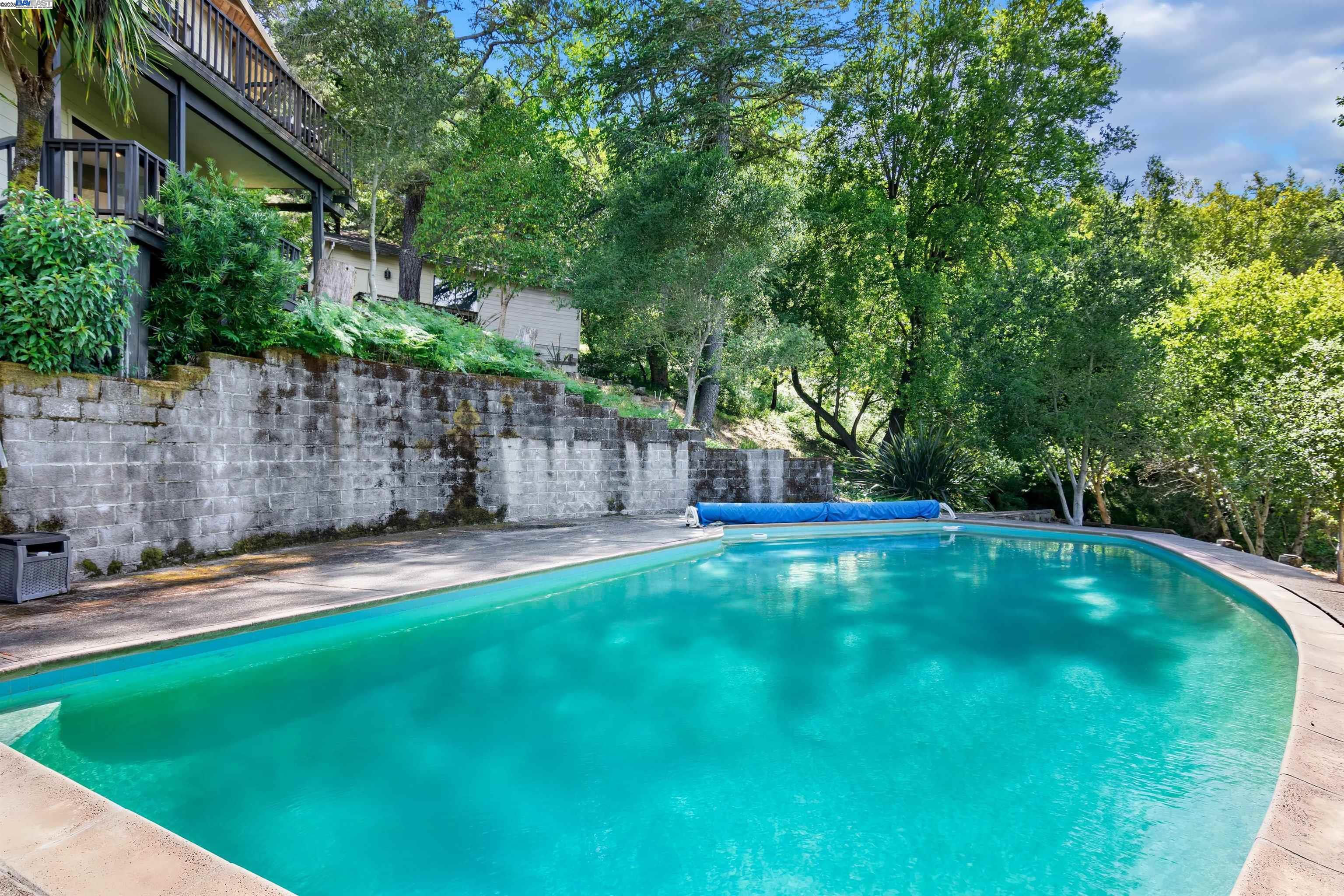 Detail Gallery Image 36 of 60 For 26 Marston Rd, Orinda,  CA 94563 - 4 Beds | 3 Baths