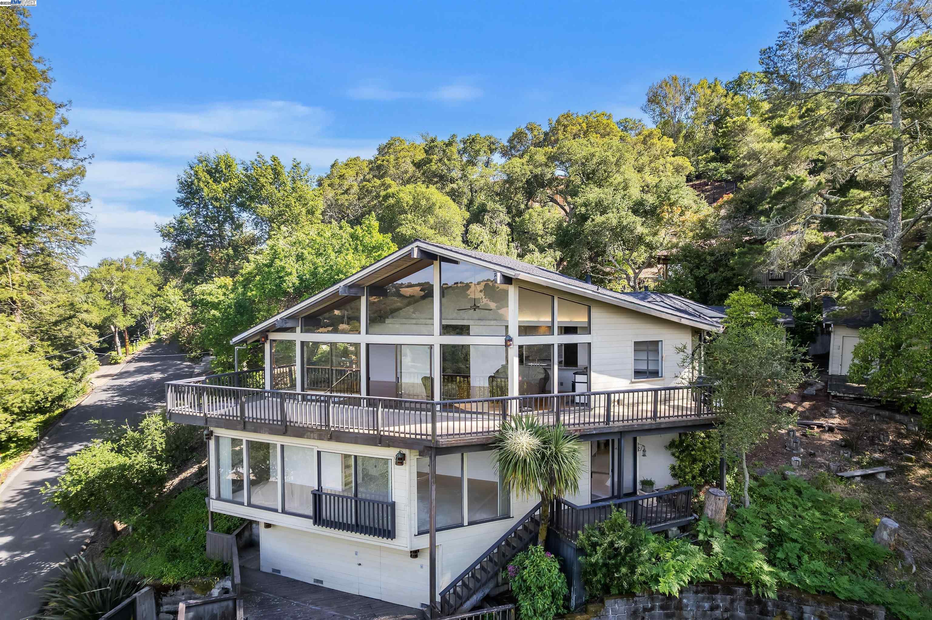 Detail Gallery Image 44 of 60 For 26 Marston Rd, Orinda,  CA 94563 - 4 Beds | 3 Baths