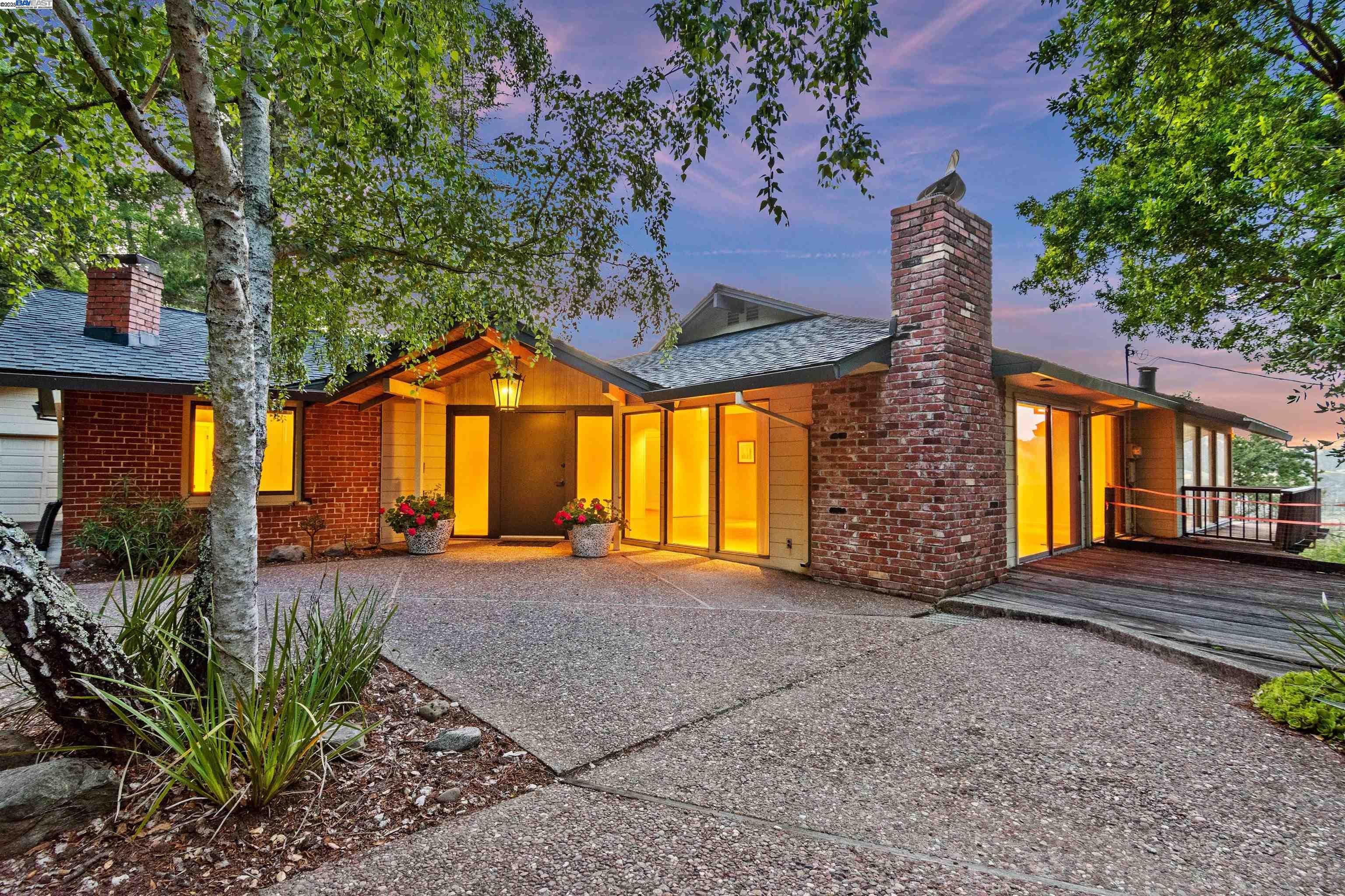 Detail Gallery Image 52 of 60 For 26 Marston Rd, Orinda,  CA 94563 - 4 Beds | 3 Baths