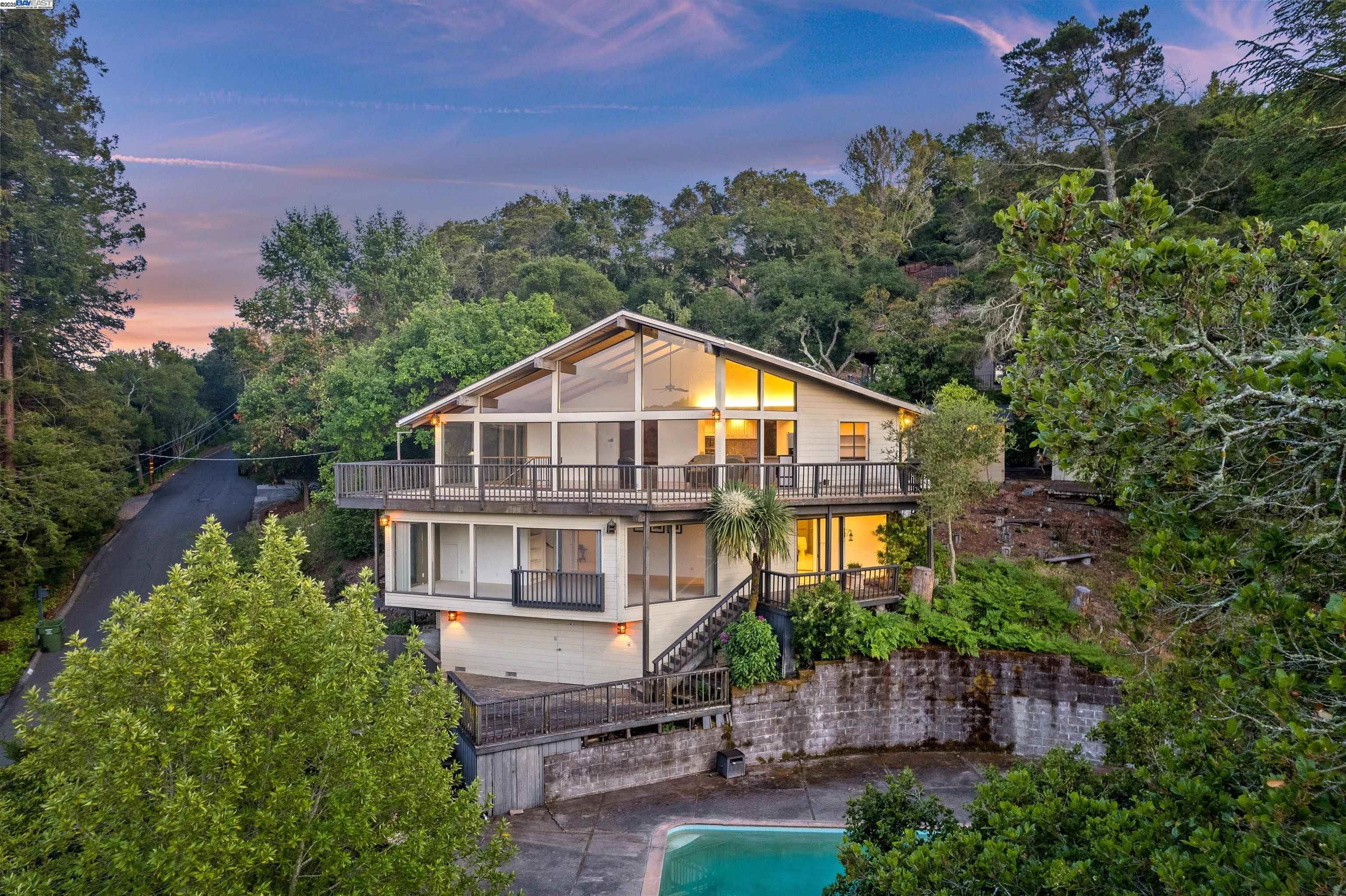 Detail Gallery Image 58 of 60 For 26 Marston Rd, Orinda,  CA 94563 - 4 Beds | 3 Baths