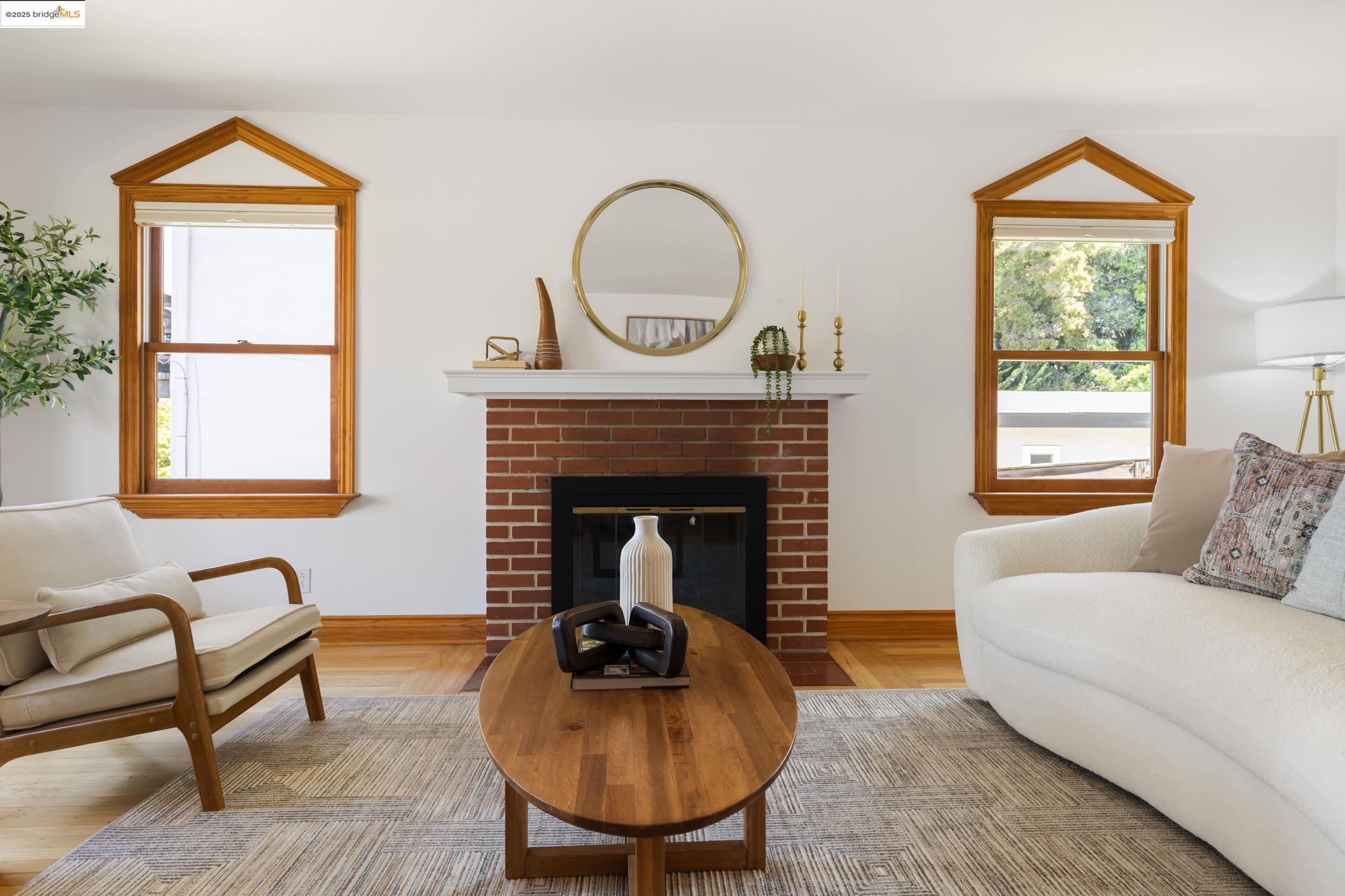 Detail Gallery Image 4 of 28 For 1338 S 58th St, Richmond,  CA 94804 - 2 Beds | 1 Baths