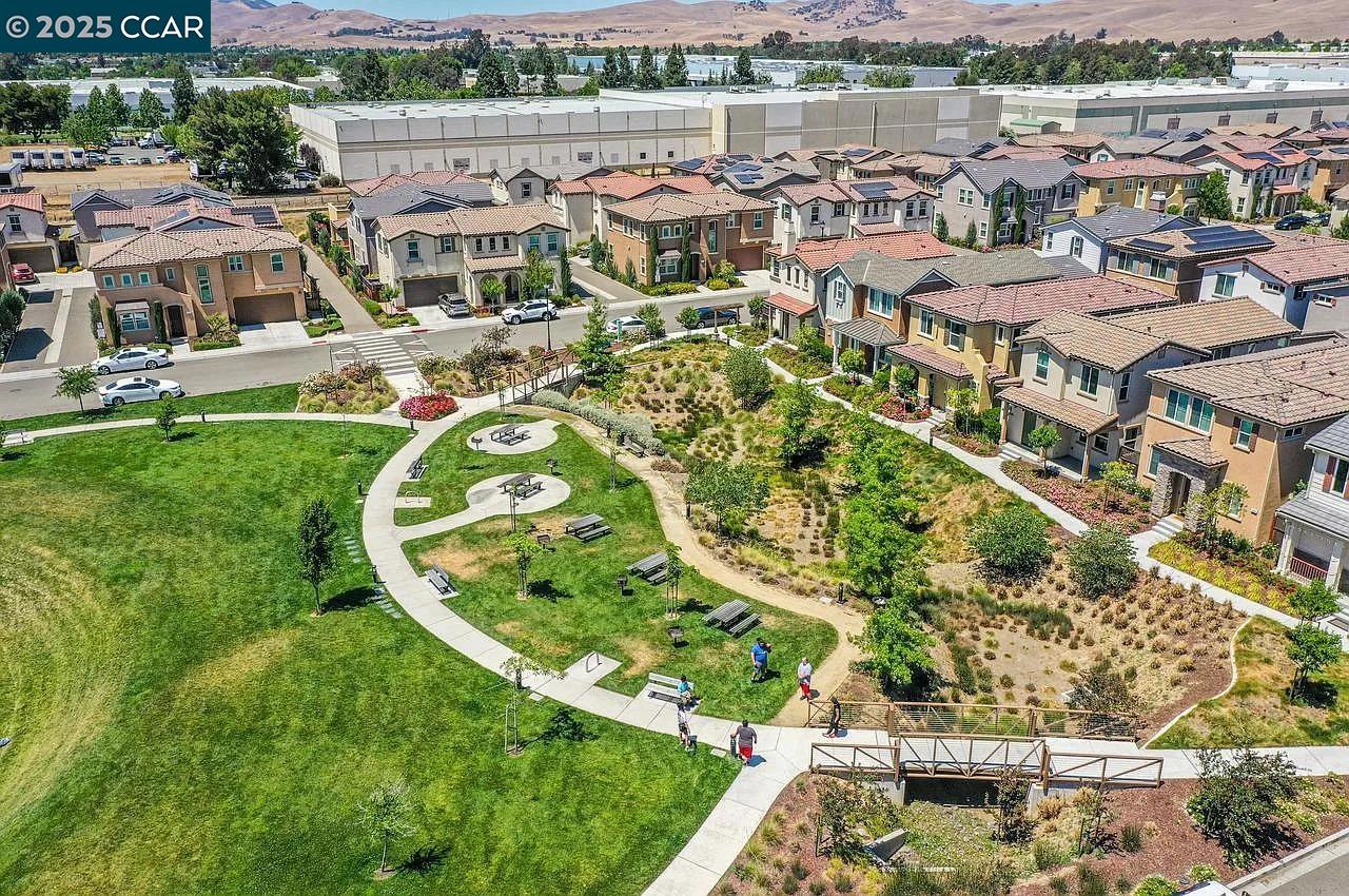 Detail Gallery Image 46 of 46 For 988 Flurry, Livermore,  CA 94550 - 4 Beds | 3 Baths