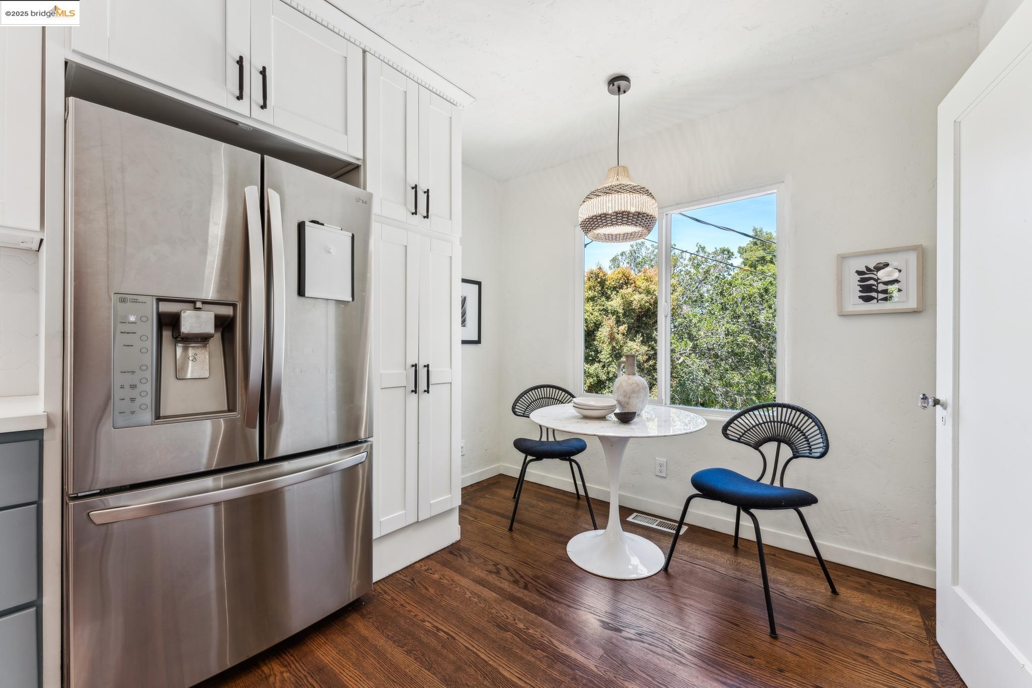 Detail Gallery Image 15 of 42 For 3610 Calafia Ave, Oakland,  CA 94605 - 3 Beds | 2 Baths