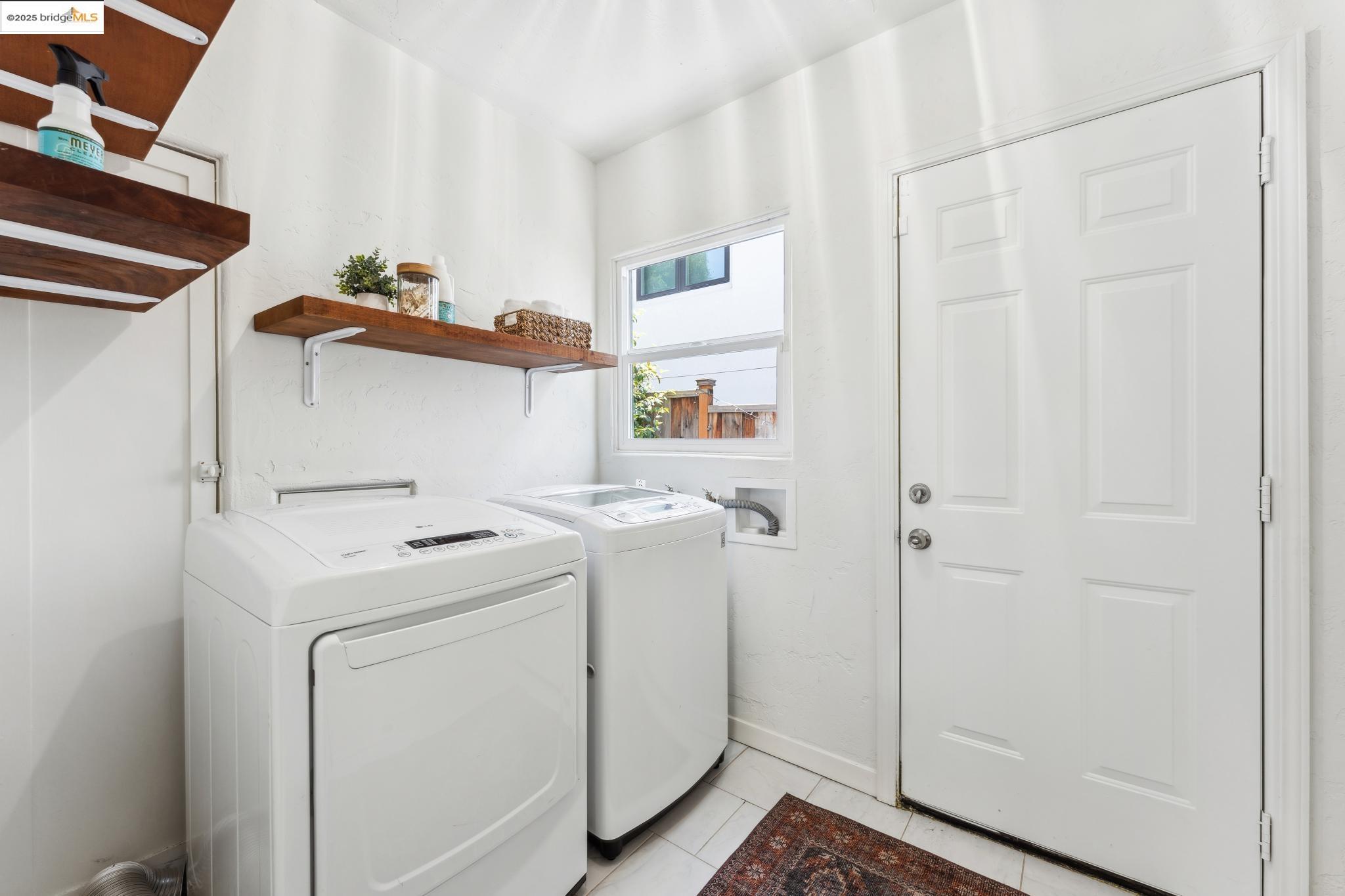 Detail Gallery Image 20 of 42 For 3610 Calafia Ave, Oakland,  CA 94605 - 3 Beds | 2 Baths