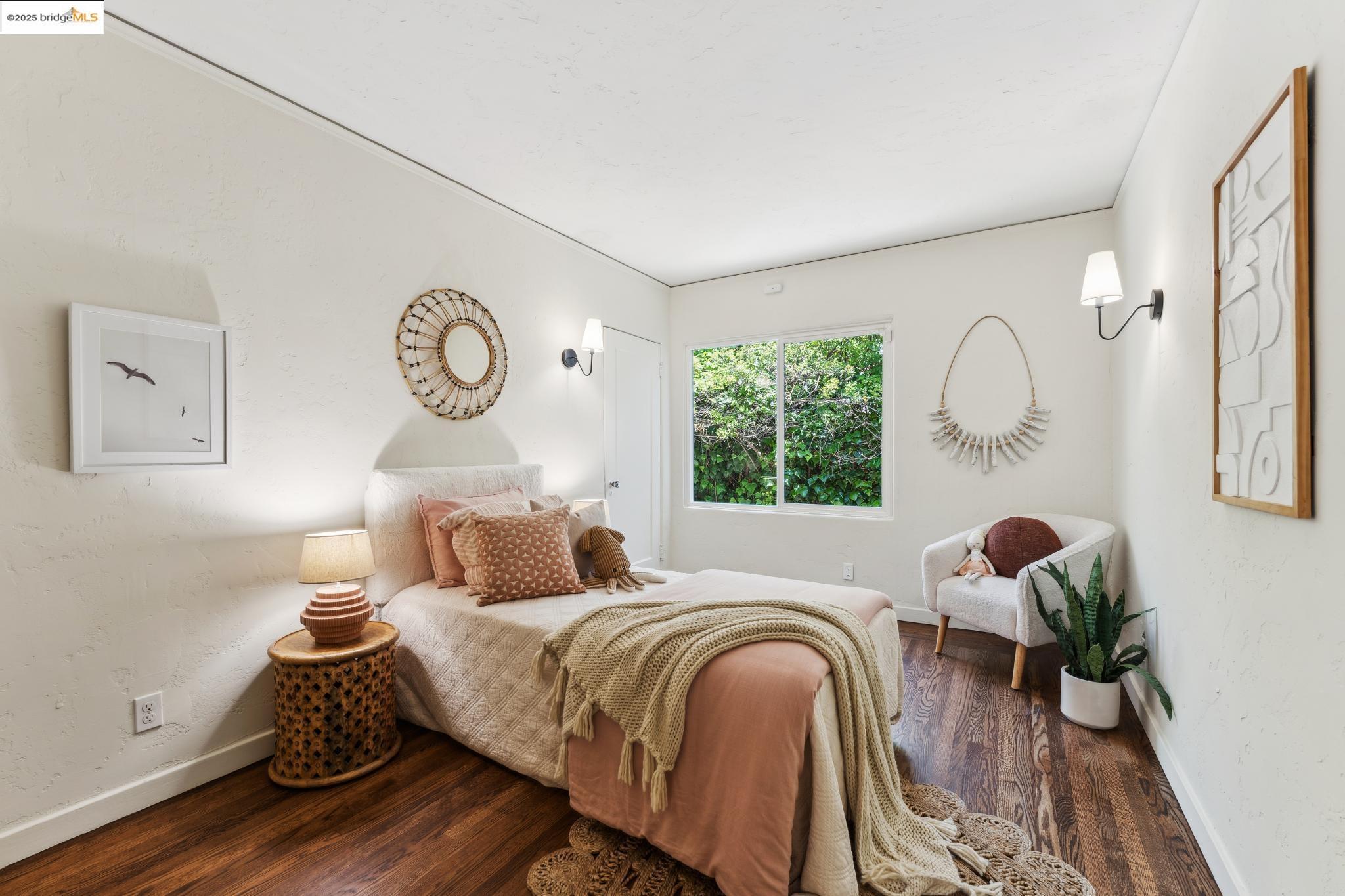 Detail Gallery Image 24 of 42 For 3610 Calafia Ave, Oakland,  CA 94605 - 3 Beds | 2 Baths