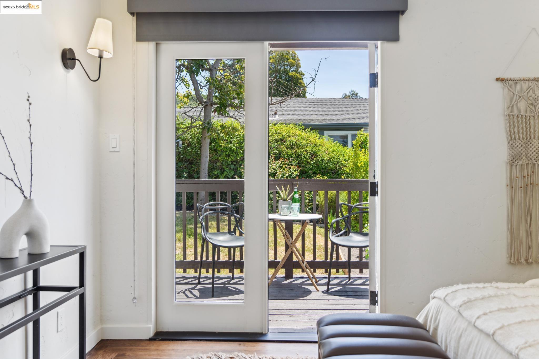 Detail Gallery Image 27 of 42 For 3610 Calafia Ave, Oakland,  CA 94605 - 3 Beds | 2 Baths
