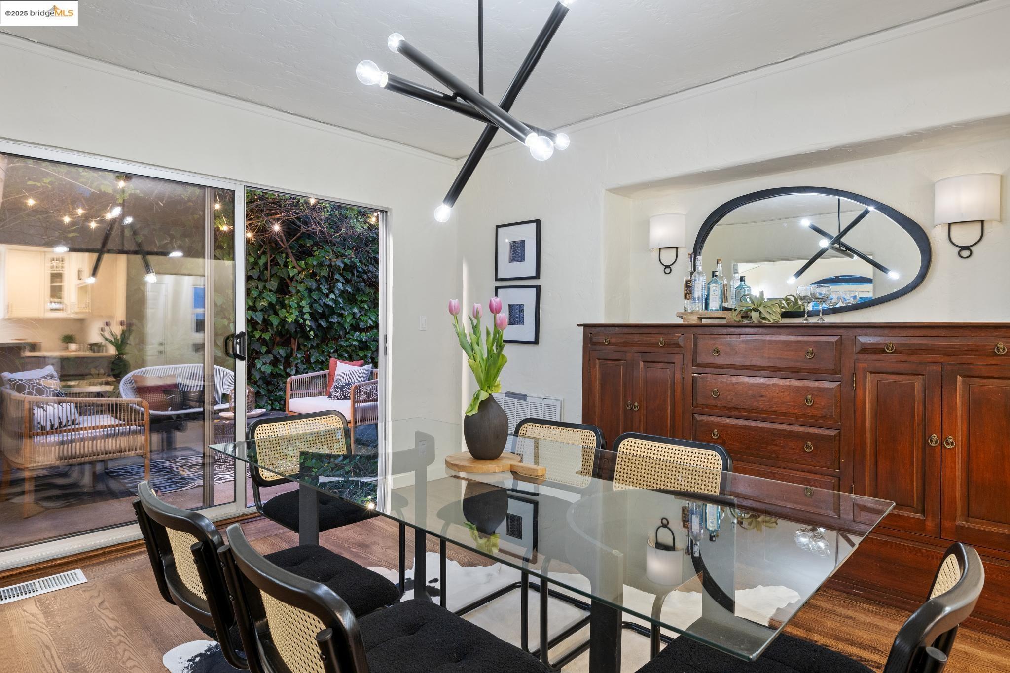Detail Gallery Image 39 of 42 For 3610 Calafia Ave, Oakland,  CA 94605 - 3 Beds | 2 Baths