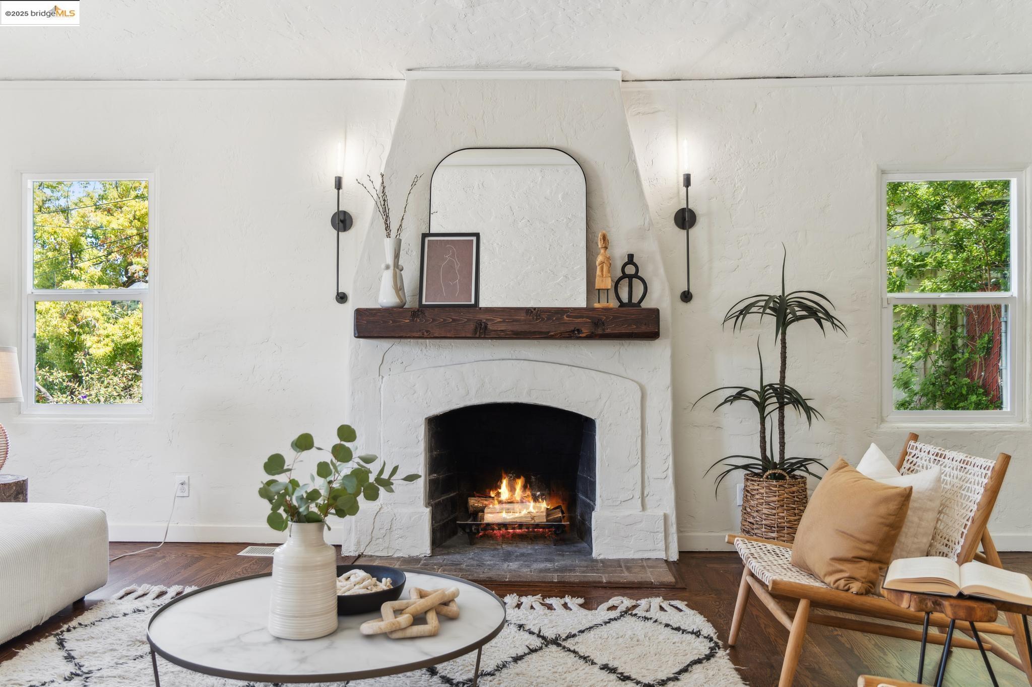 Detail Gallery Image 8 of 42 For 3610 Calafia Ave, Oakland,  CA 94605 - 3 Beds | 2 Baths