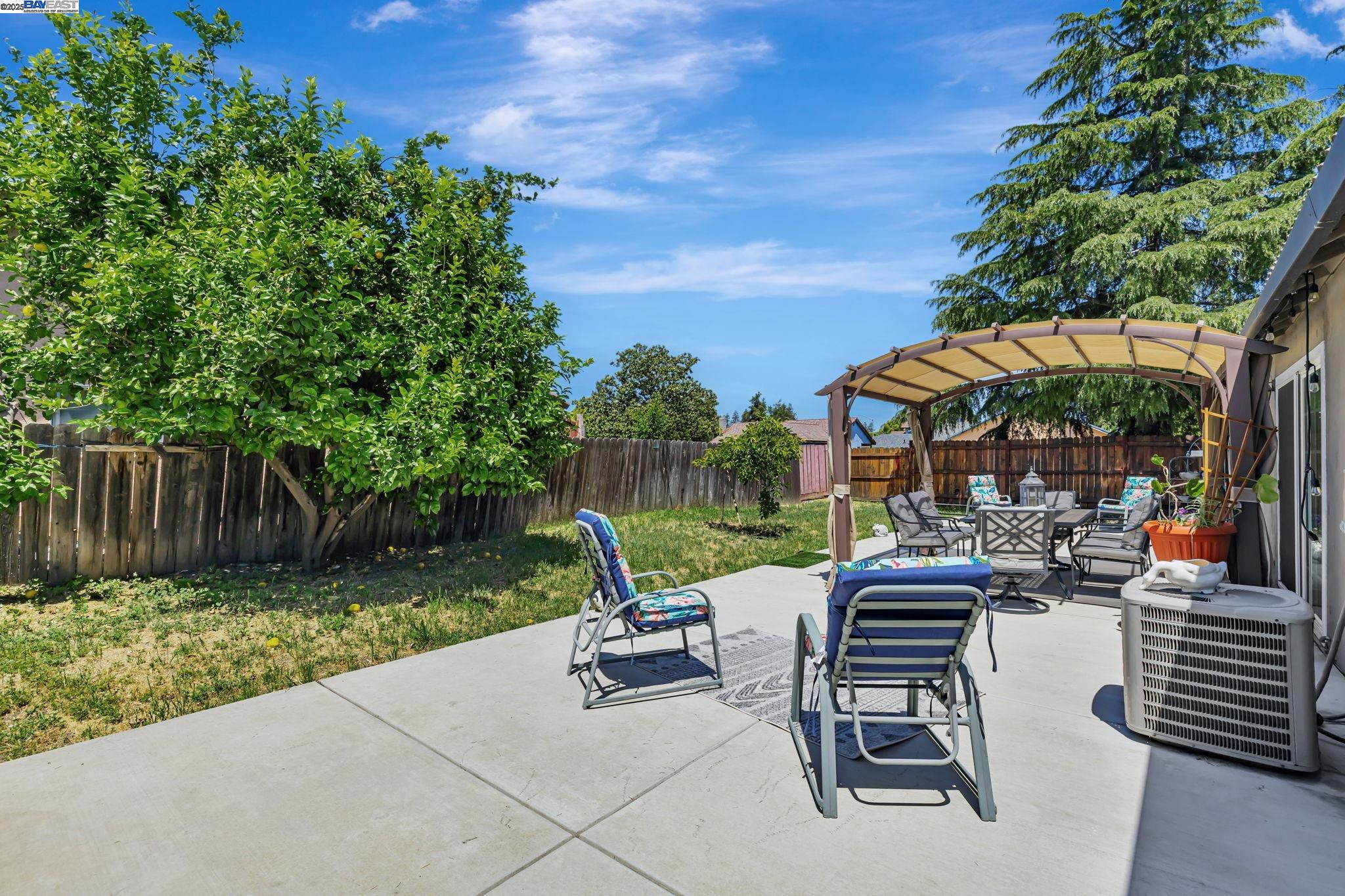 Detail Gallery Image 24 of 25 For 8153 Moulin Ct, Stockton,  CA 95210 - 3 Beds | 2 Baths