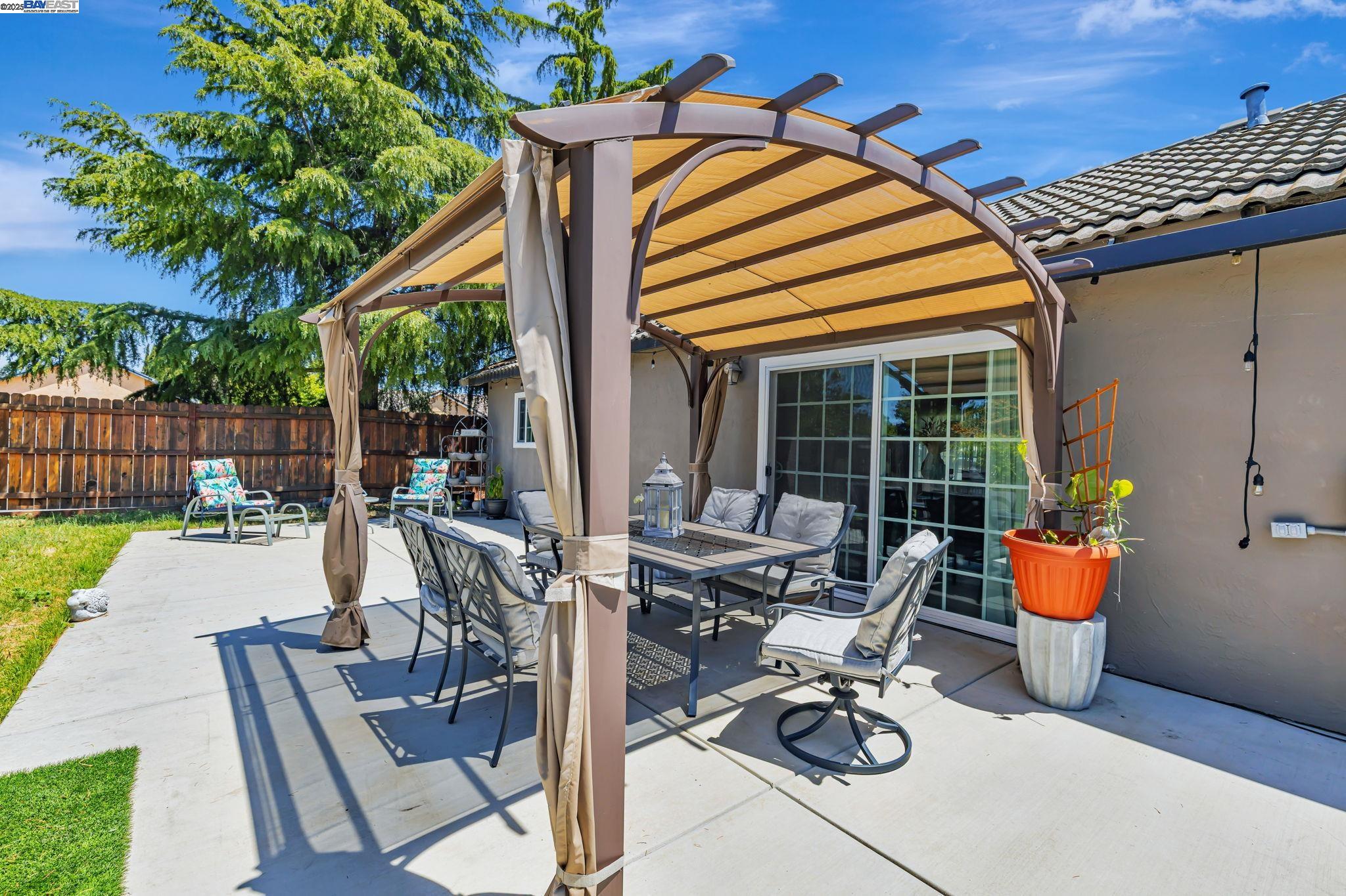Detail Gallery Image 25 of 25 For 8153 Moulin Ct, Stockton,  CA 95210 - 3 Beds | 2 Baths