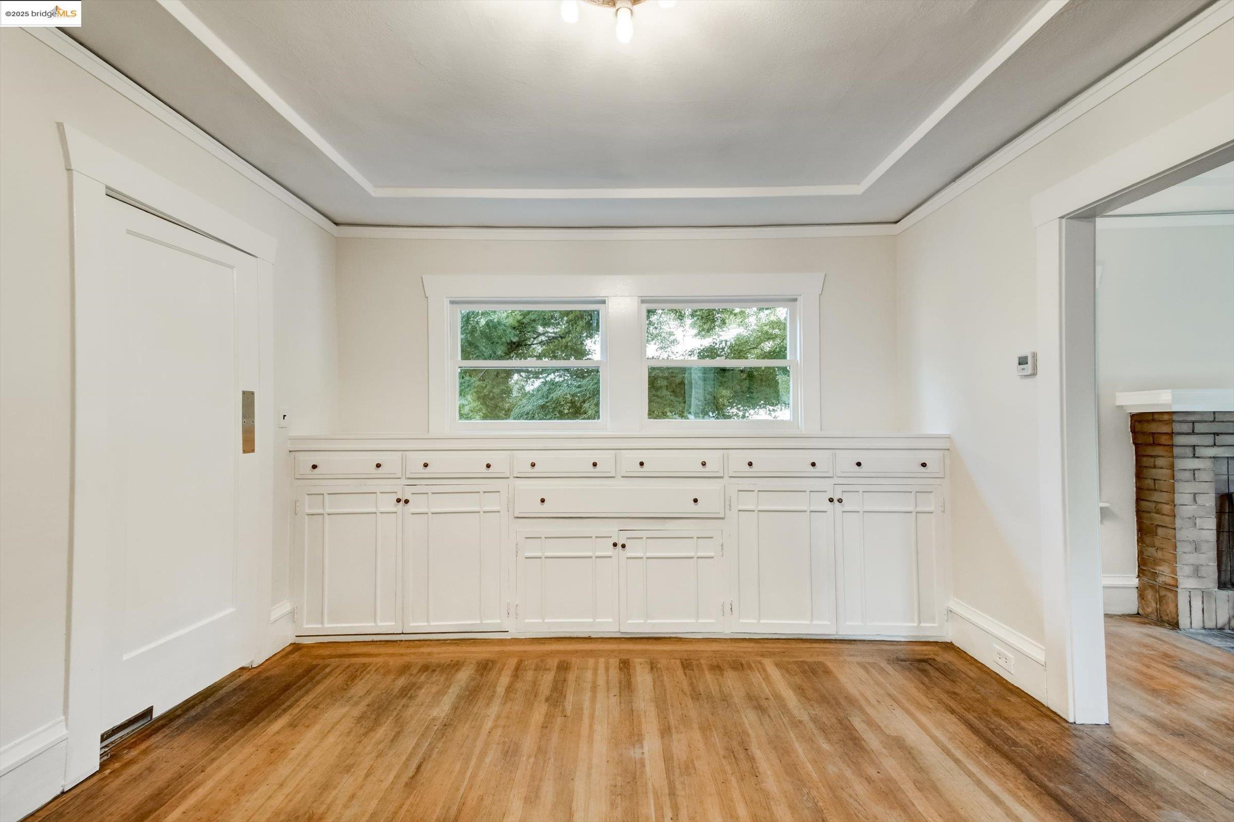 Detail Gallery Image 15 of 60 For 105 Manor Dr, Piedmont,  CA 94611 - 3 Beds | 1 Baths