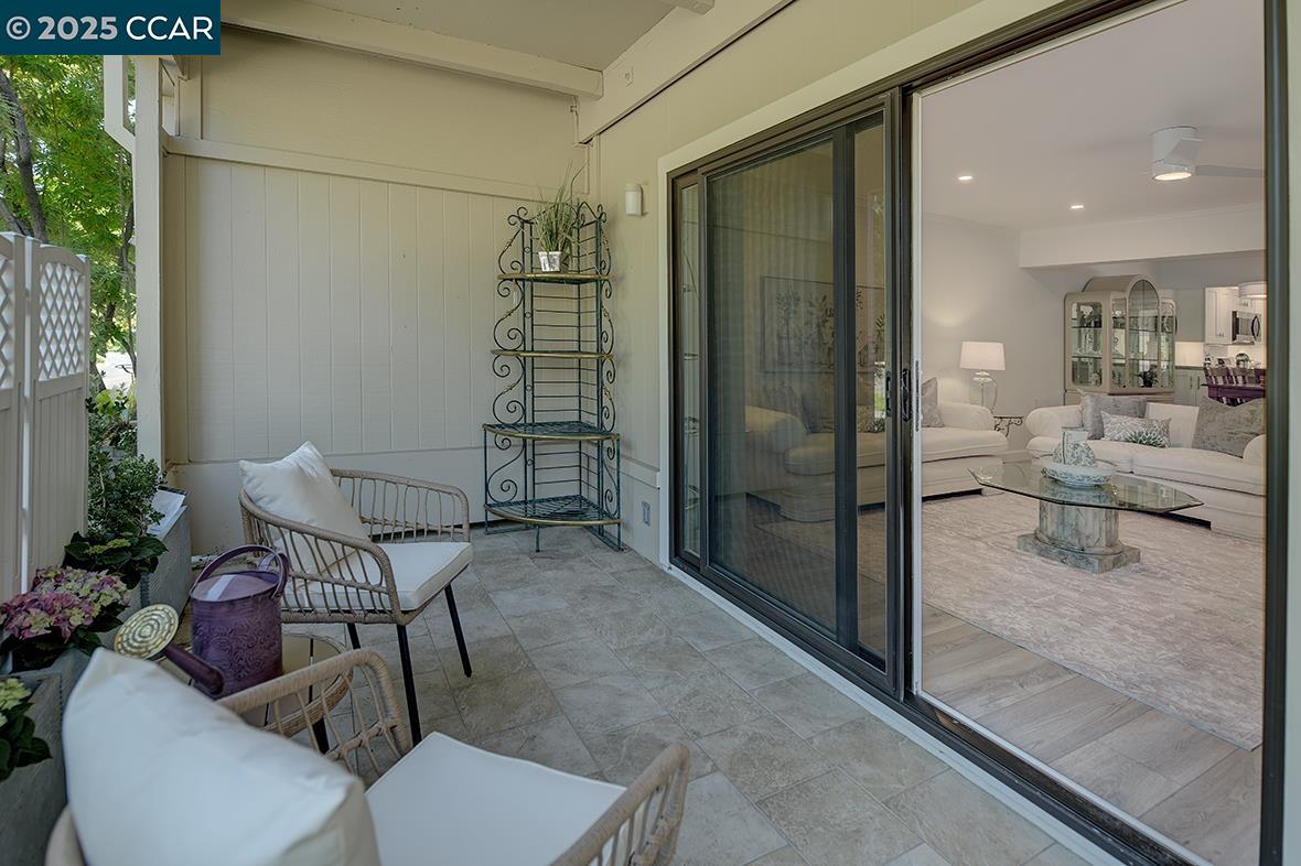 Detail Gallery Image 16 of 50 For 2017 Oakmont Way #2,  Walnut Creek,  CA 94595 - 2 Beds | 1 Baths