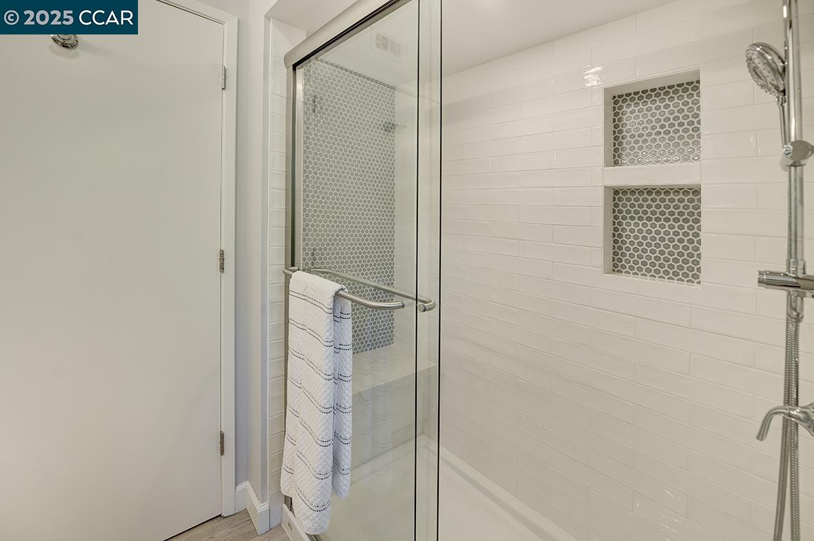 Detail Gallery Image 25 of 50 For 2017 Oakmont Way #2,  Walnut Creek,  CA 94595 - 2 Beds | 1 Baths