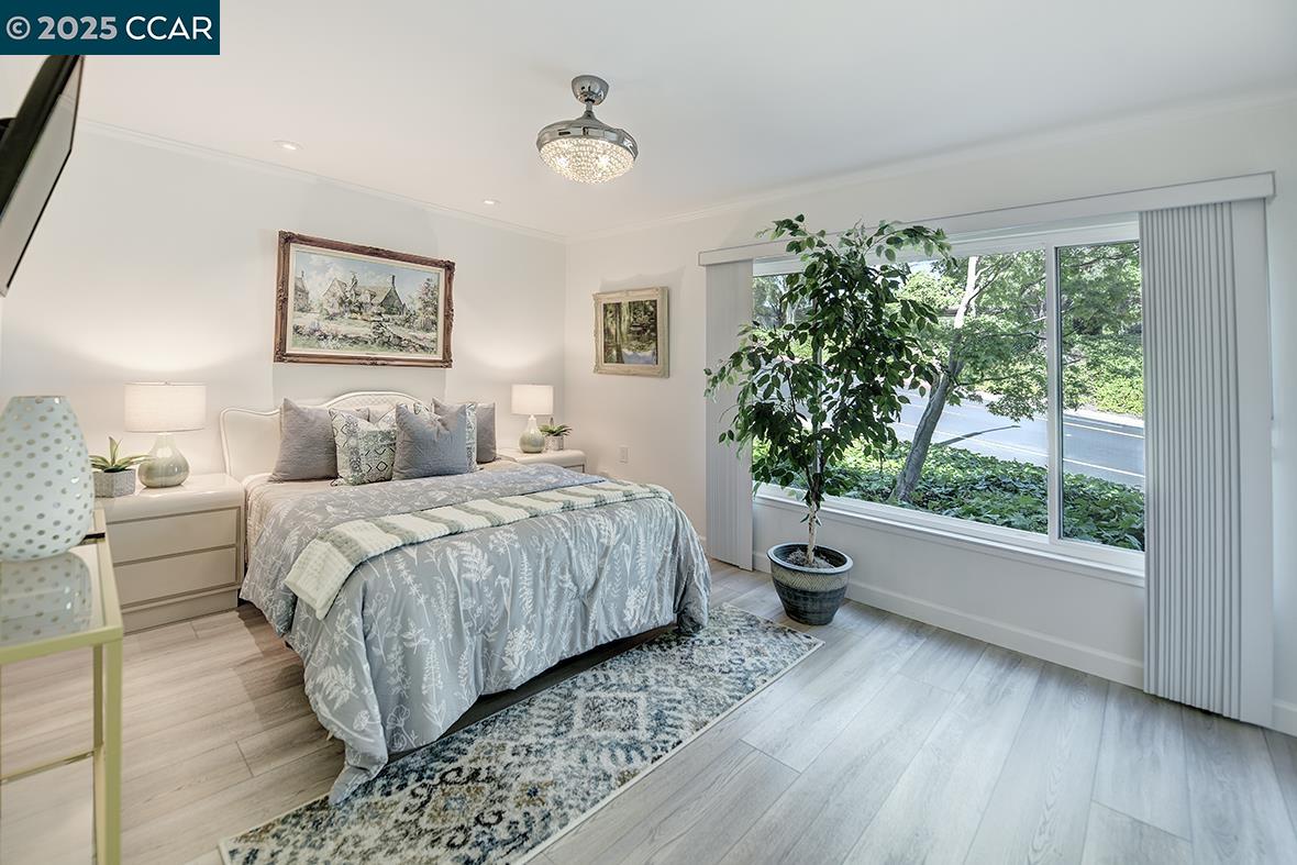 Detail Gallery Image 27 of 50 For 2017 Oakmont Way #2,  Walnut Creek,  CA 94595 - 2 Beds | 1 Baths