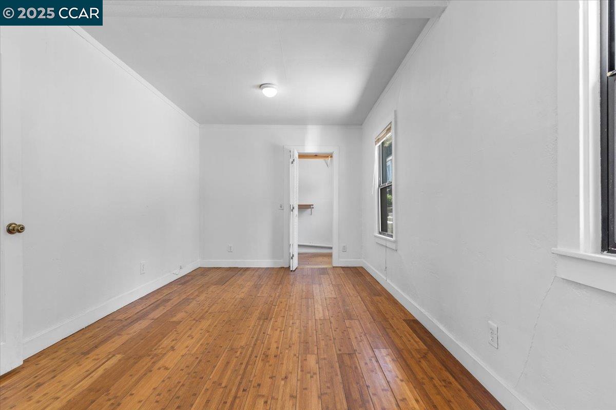 Detail Gallery Image 8 of 17 For 8041 Winthrope St, Oakland,  CA 94605 - 2 Beds | 1 Baths