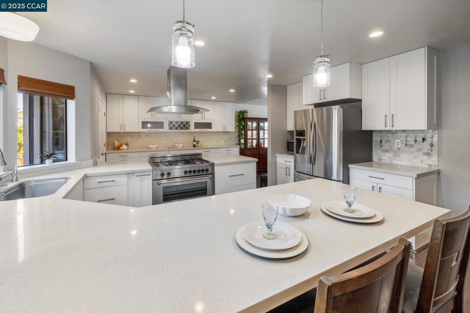 Detail Gallery Image 17 of 60 For 243 Reynard Ln, Vallejo,  CA 94591 - 4 Beds | 2/1 Baths