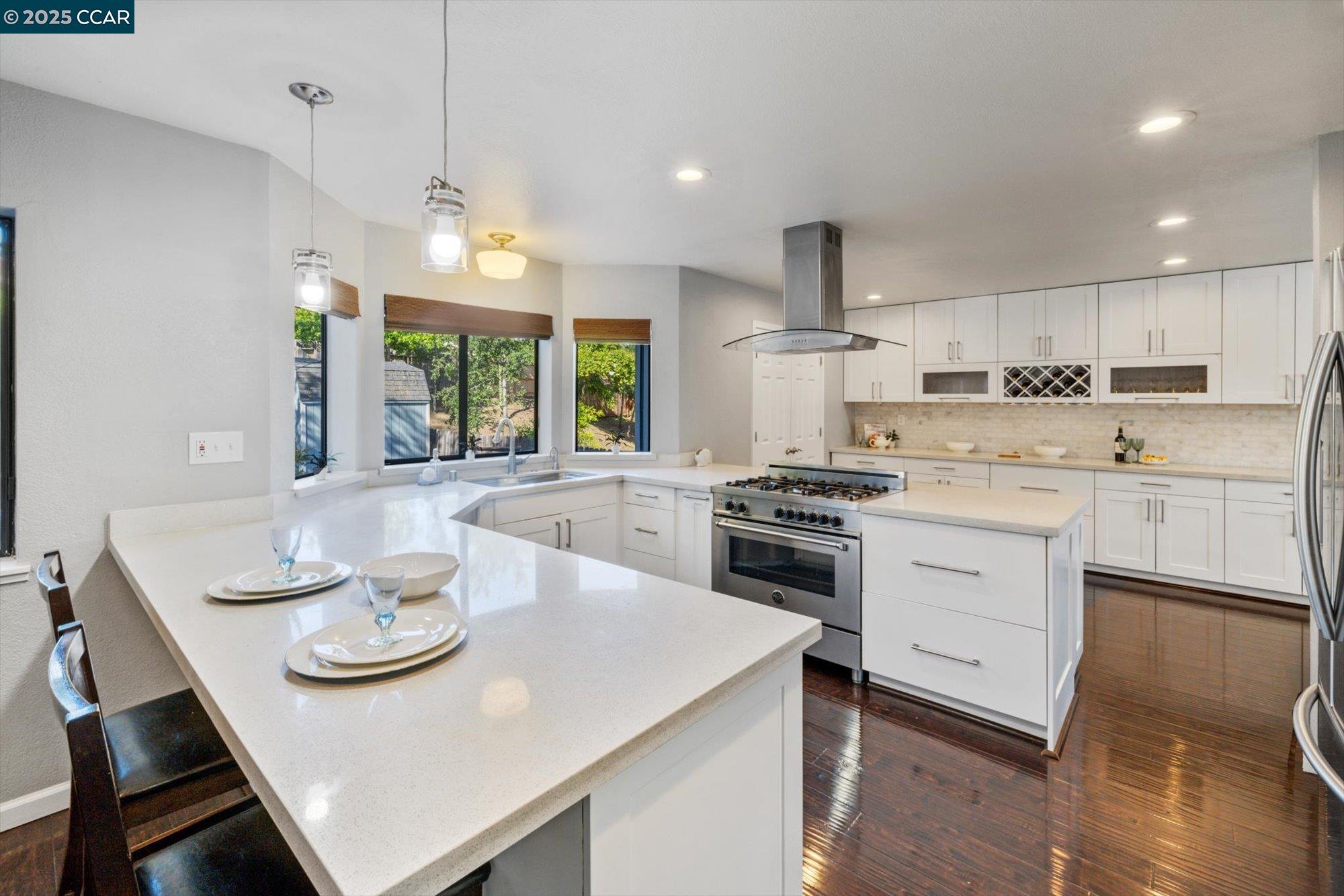 Detail Gallery Image 19 of 60 For 243 Reynard Ln, Vallejo,  CA 94591 - 4 Beds | 2/1 Baths