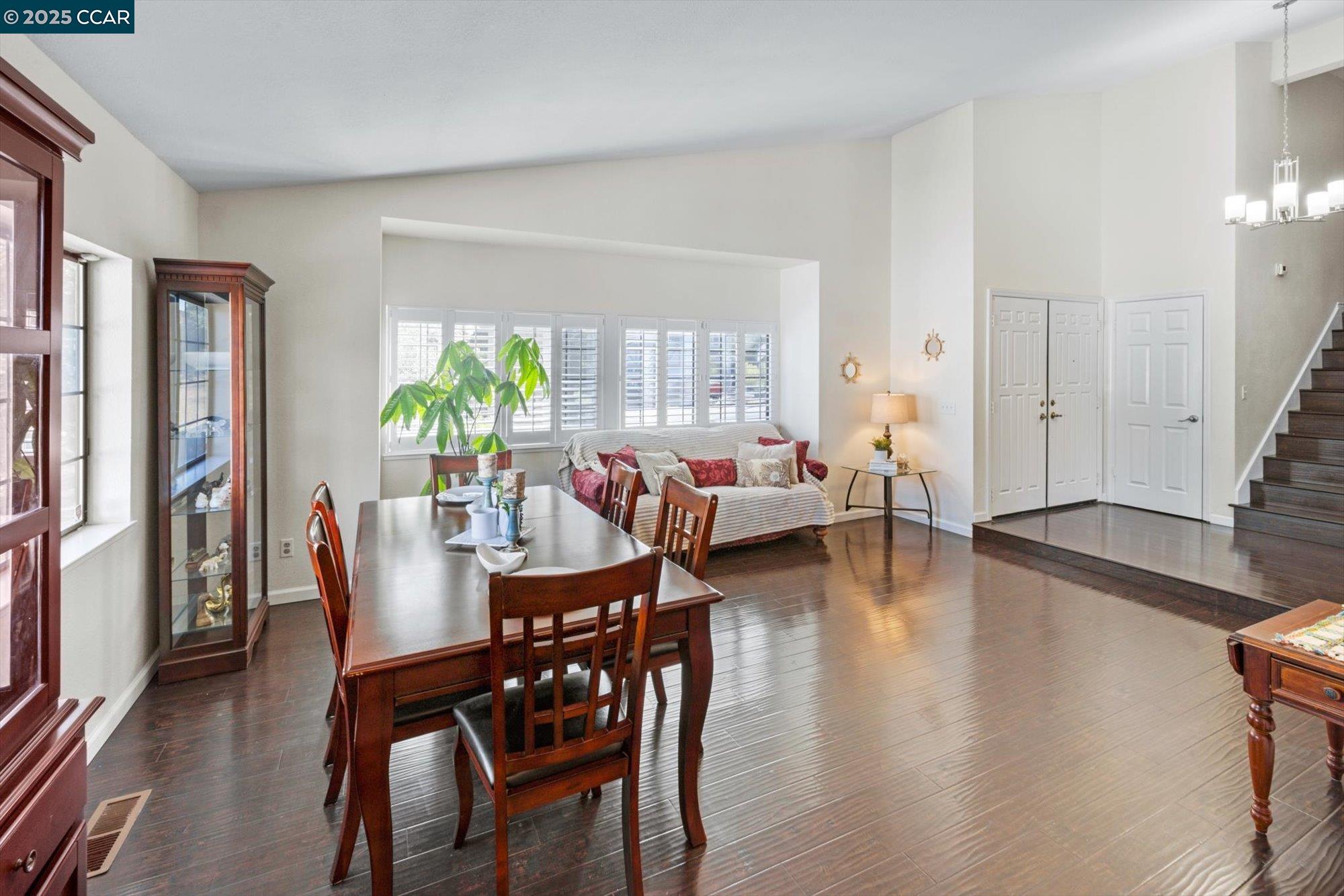 Detail Gallery Image 23 of 60 For 243 Reynard Ln, Vallejo,  CA 94591 - 4 Beds | 2/1 Baths