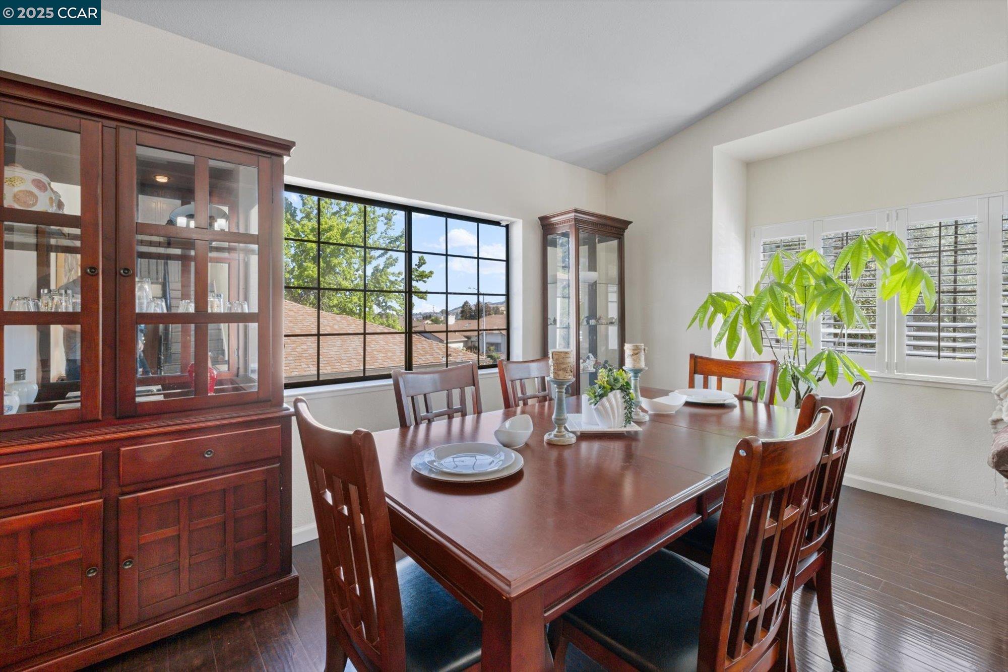 Detail Gallery Image 28 of 60 For 243 Reynard Ln, Vallejo,  CA 94591 - 4 Beds | 2/1 Baths