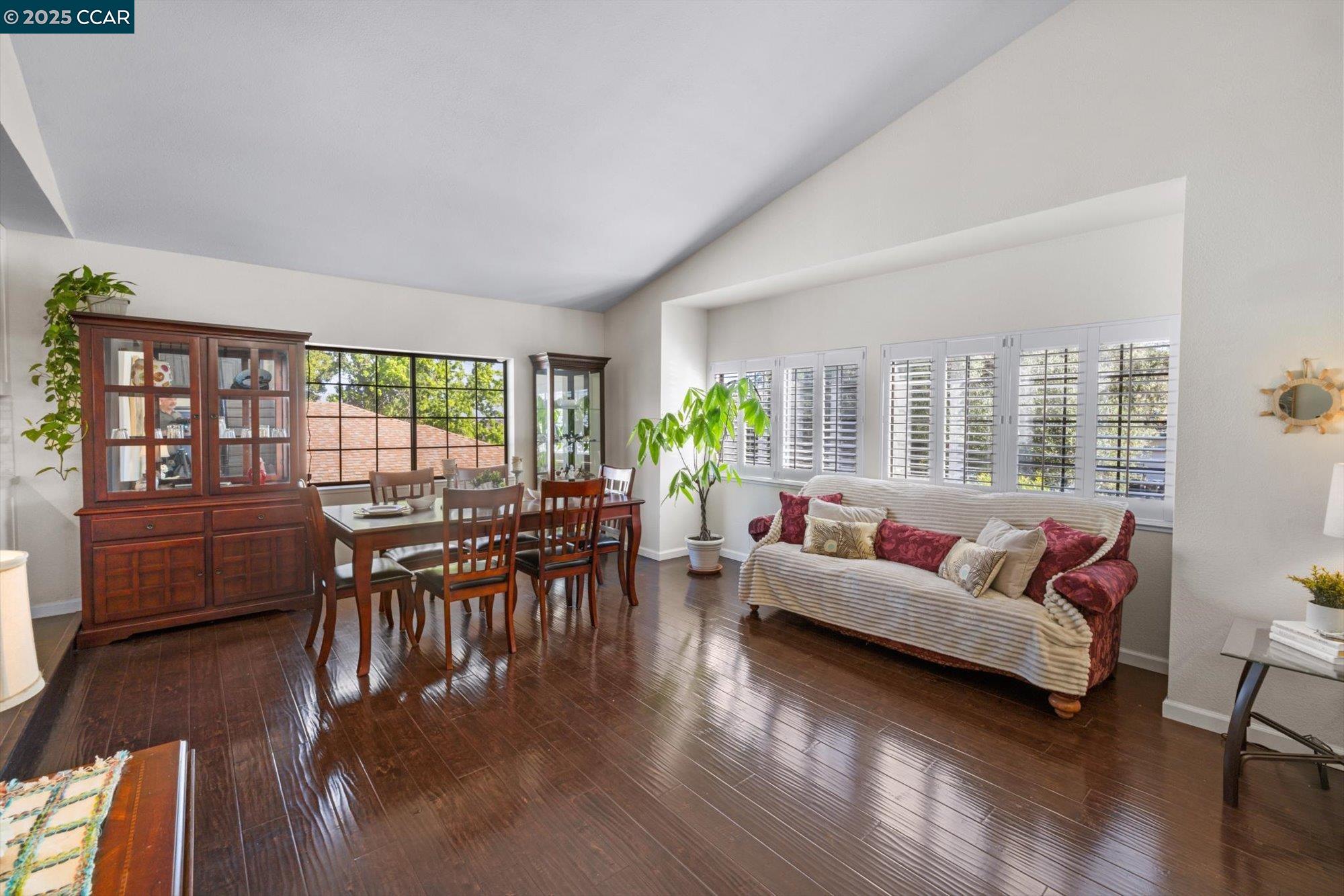 Detail Gallery Image 29 of 60 For 243 Reynard Ln, Vallejo,  CA 94591 - 4 Beds | 2/1 Baths