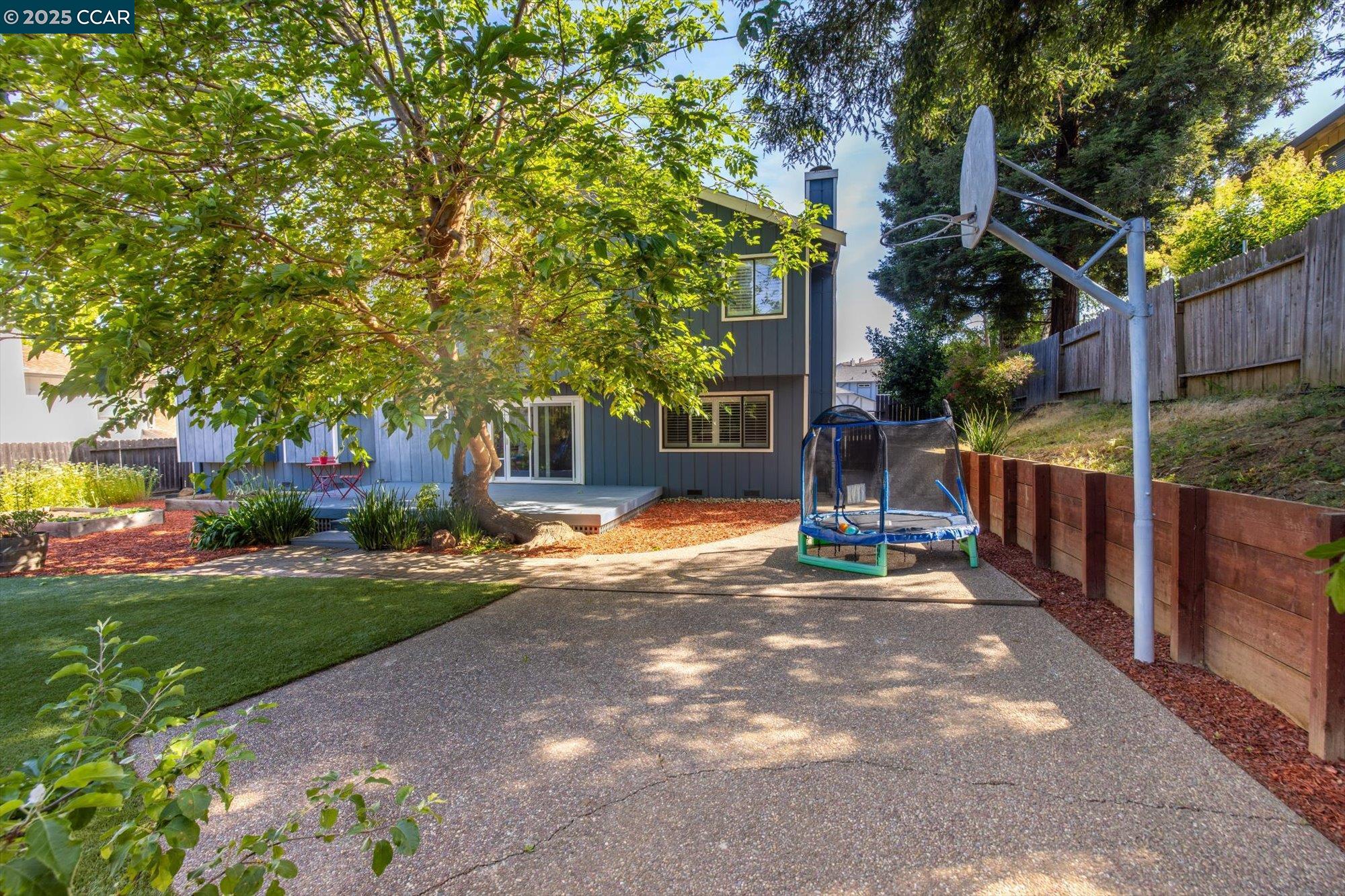 Detail Gallery Image 56 of 60 For 243 Reynard Ln, Vallejo,  CA 94591 - 4 Beds | 2/1 Baths