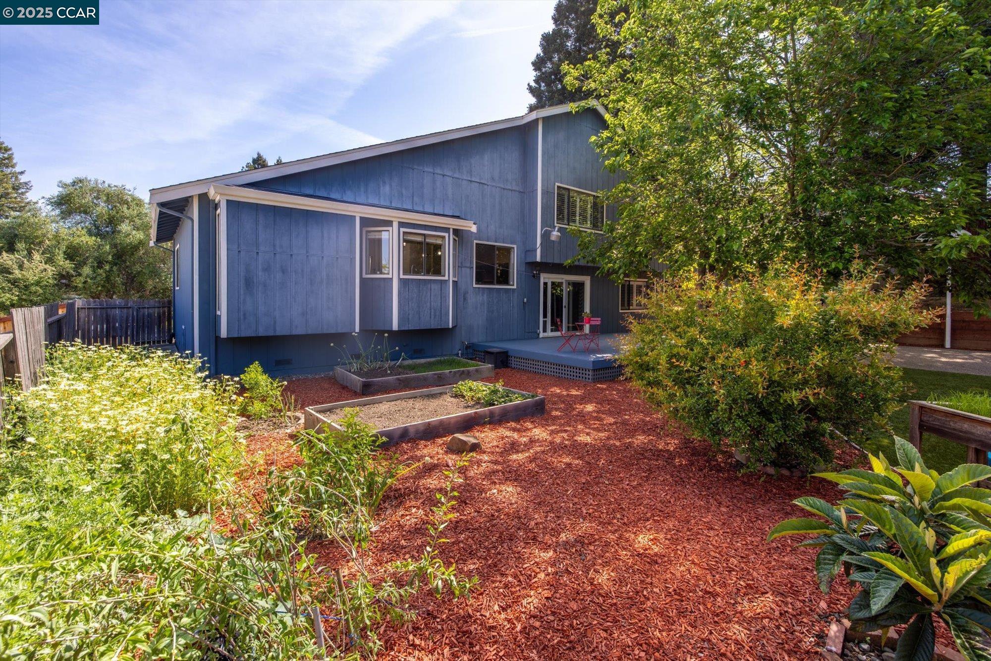 Detail Gallery Image 59 of 60 For 243 Reynard Ln, Vallejo,  CA 94591 - 4 Beds | 2/1 Baths
