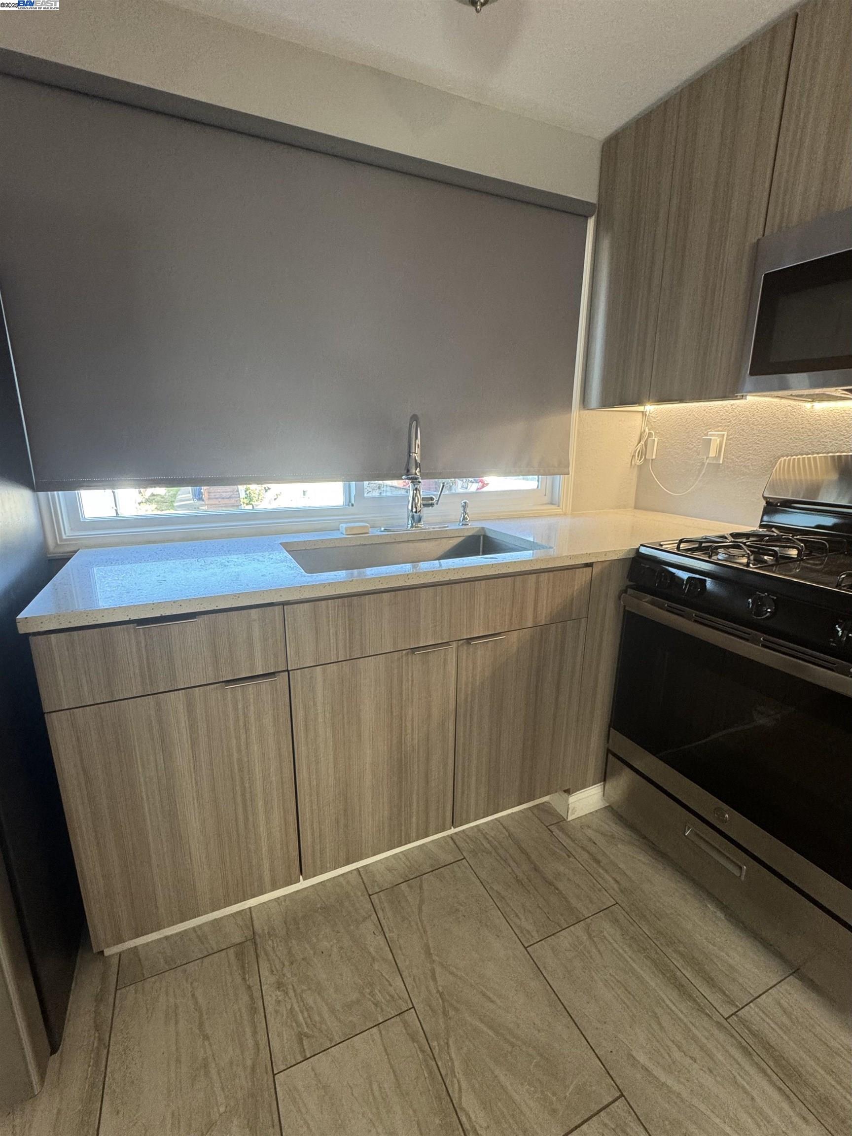 Detail Gallery Image 22 of 27 For 2399 E 14th Street #66,  San Leandro,  CA 94577 - 1 Beds | 1 Baths