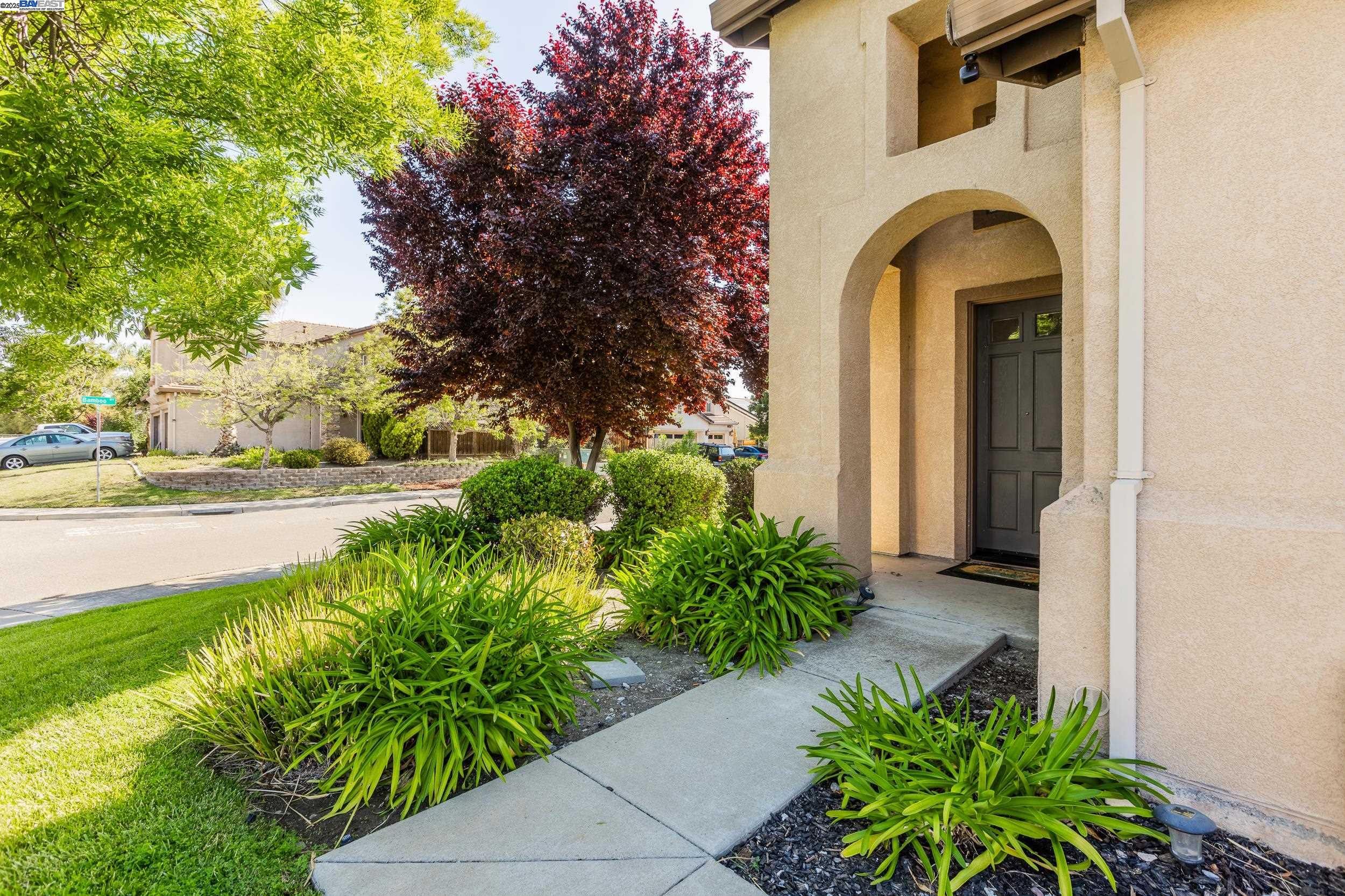 Detail Gallery Image 35 of 41 For 2096 Goldpine Way, Antioch,  CA 94509 - 5 Beds | 3 Baths