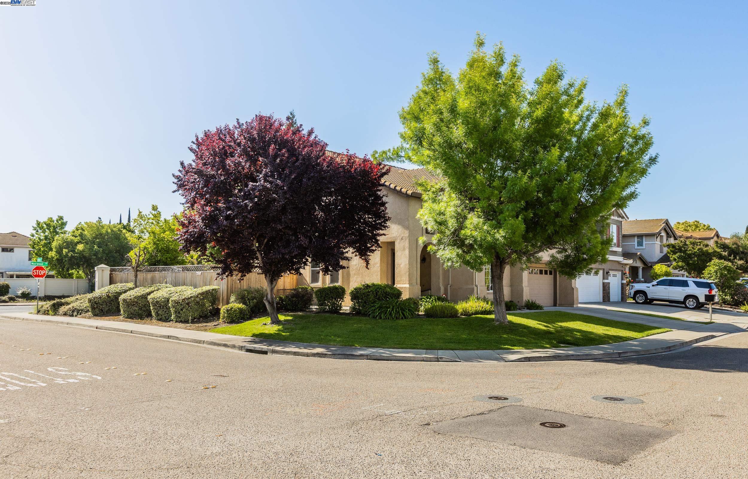 Detail Gallery Image 36 of 41 For 2096 Goldpine Way, Antioch,  CA 94509 - 5 Beds | 3 Baths