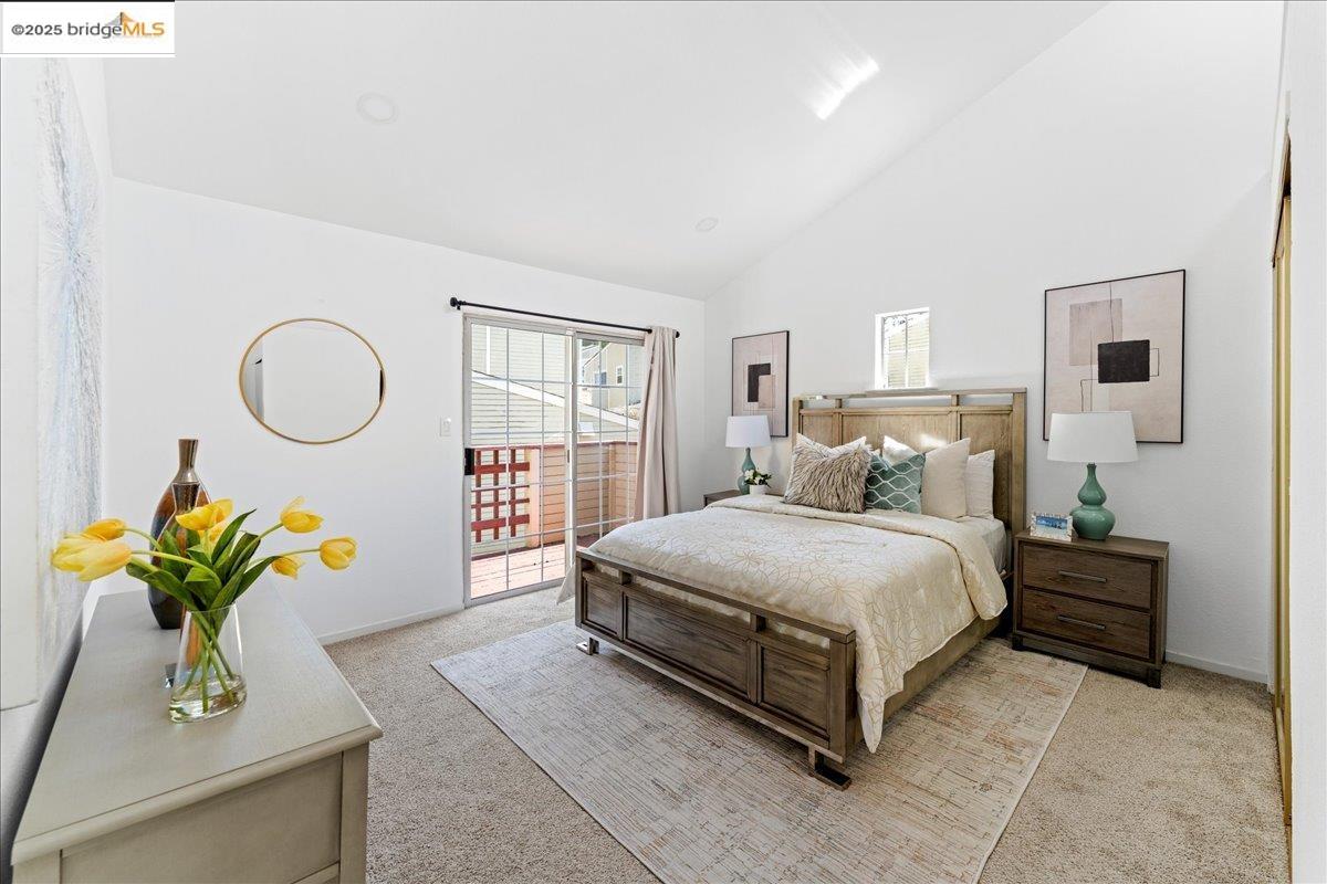Detail Gallery Image 11 of 19 For 7568 Mountain Blvd #12,  Oakland,  CA 94605 - 2 Beds | 1/1 Baths
